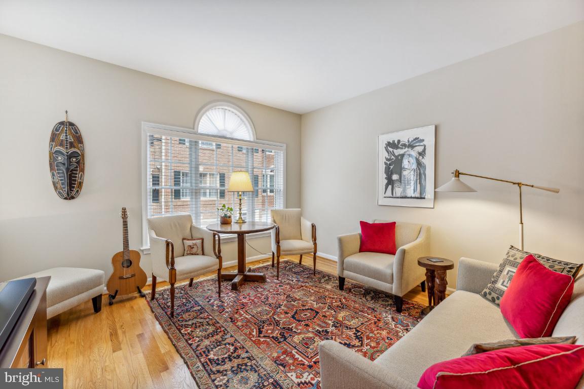 BALLSTON AREA TOWNHOUSES - Residential