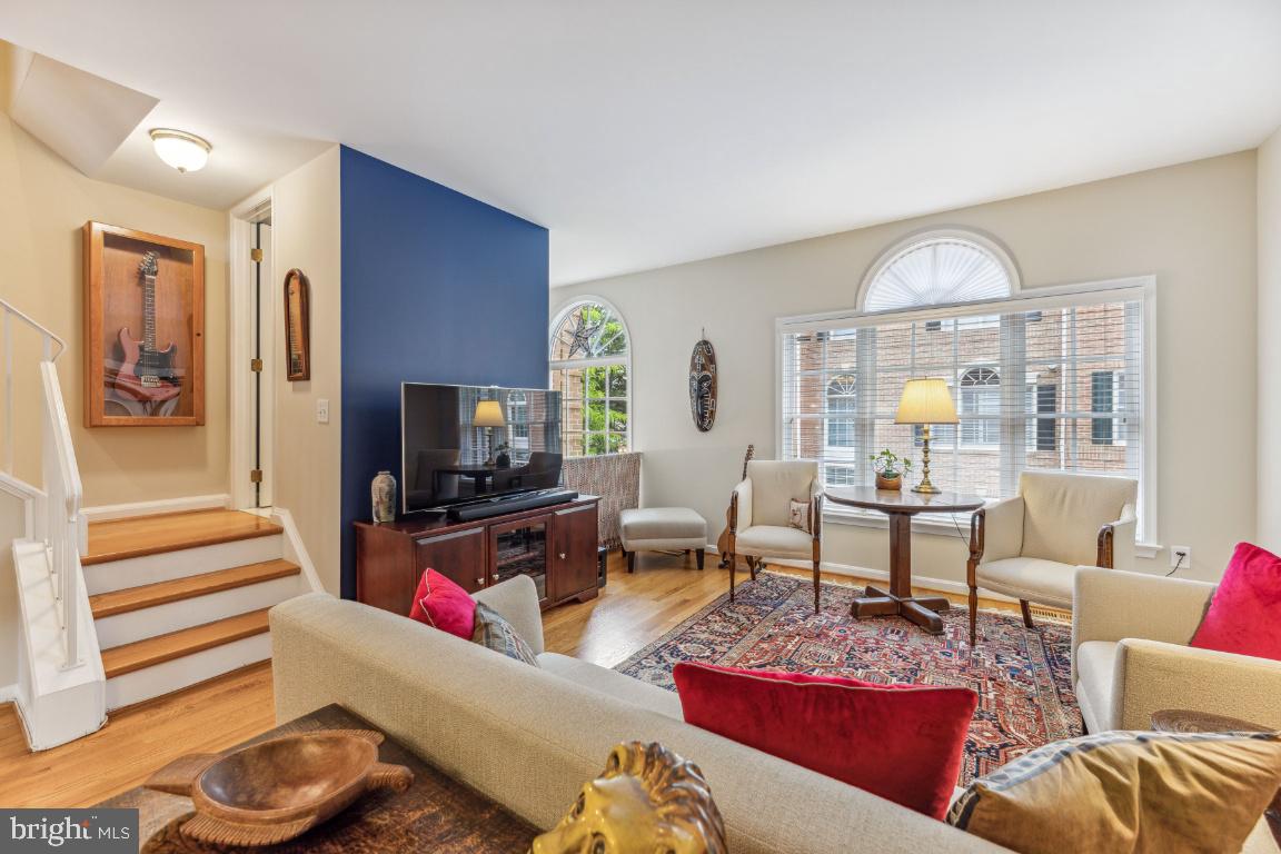 BALLSTON AREA TOWNHOUSES - Residential