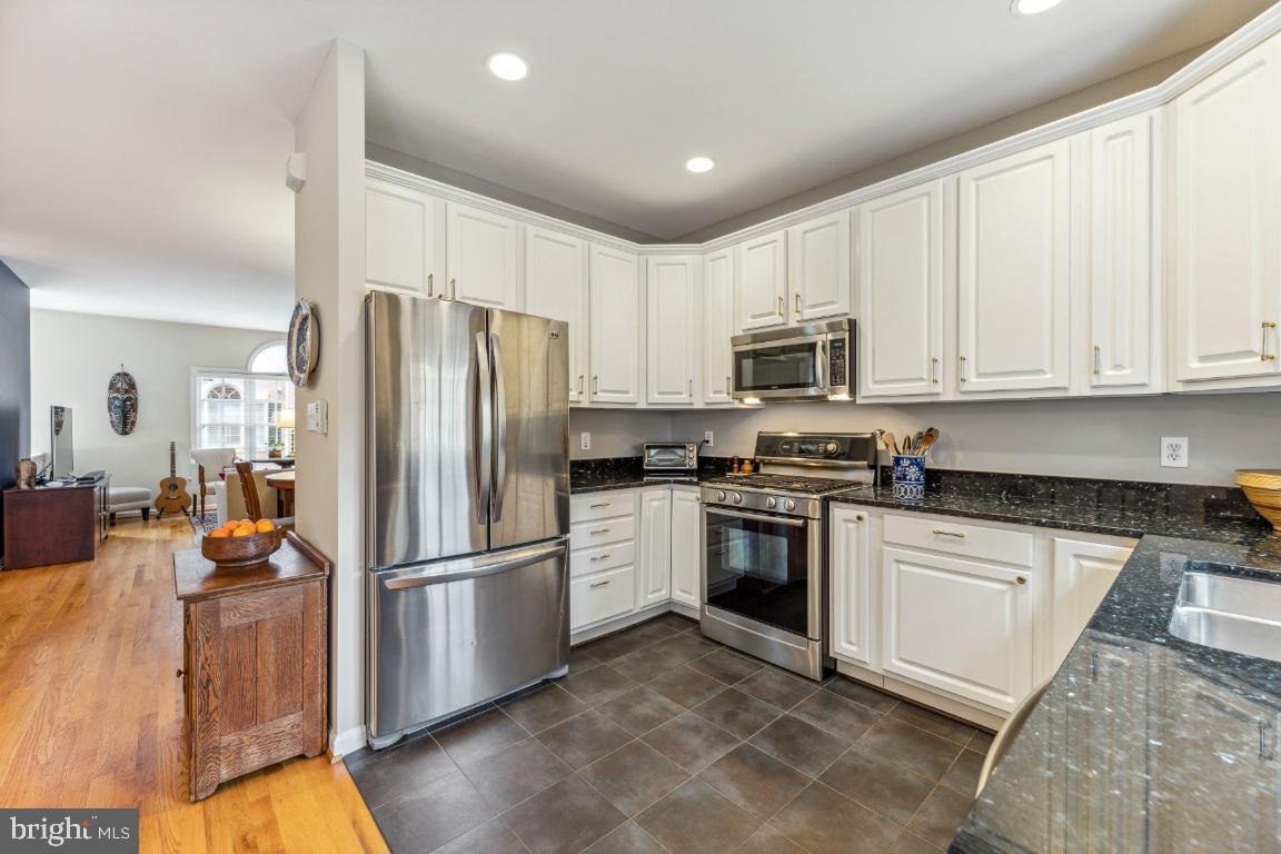 BALLSTON AREA TOWNHOUSES - Residential