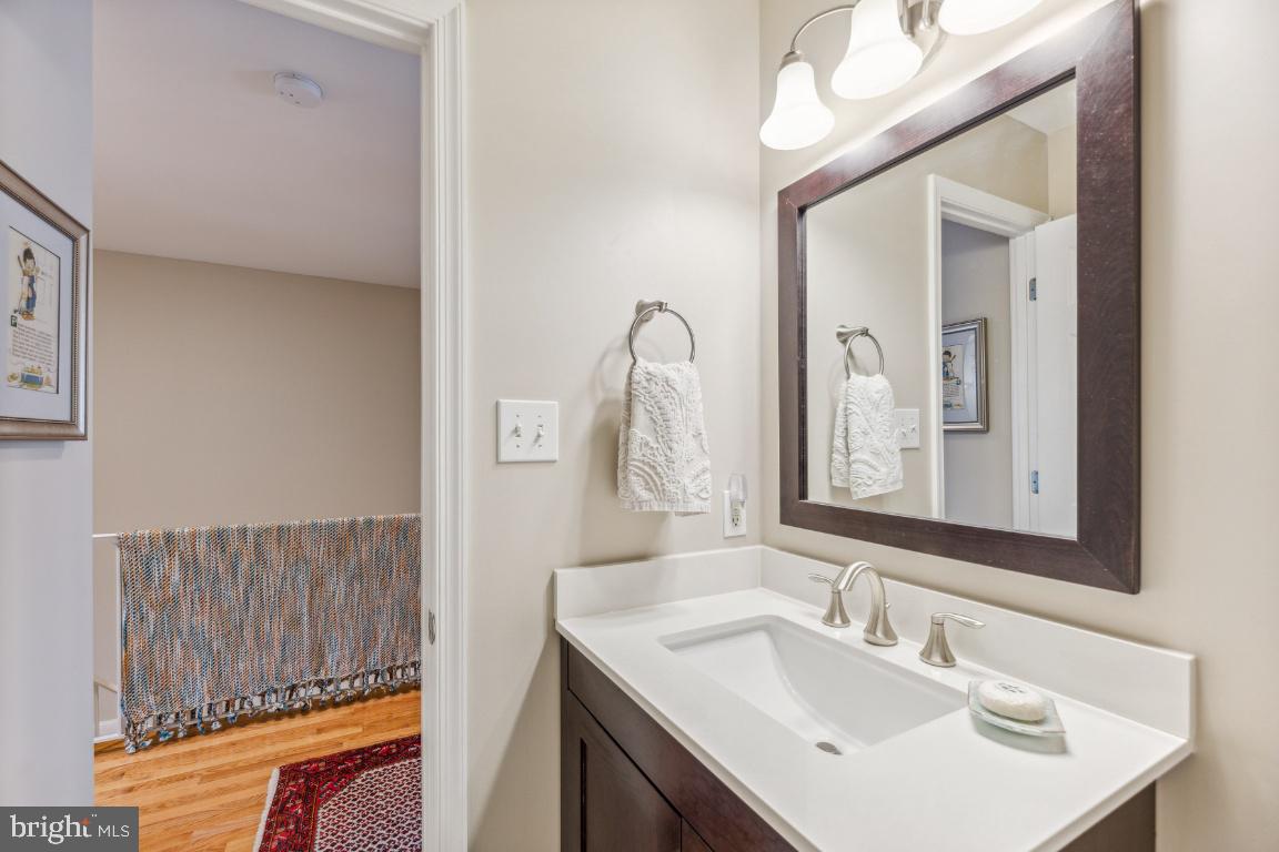 BALLSTON AREA TOWNHOUSES - Residential