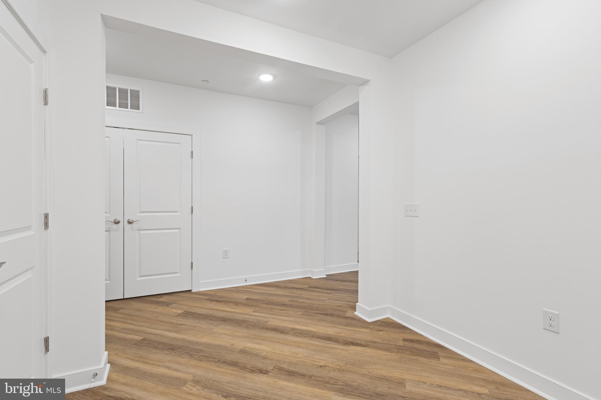 WAXPOOL CROSSING - Residential Lease