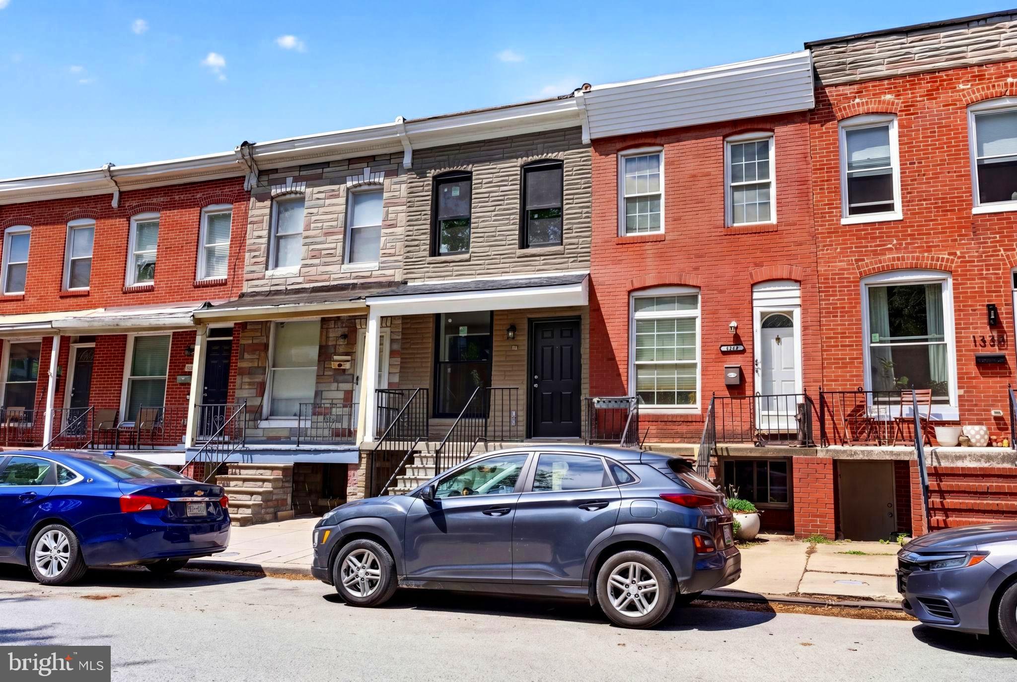 LOCUST POINT - Residential