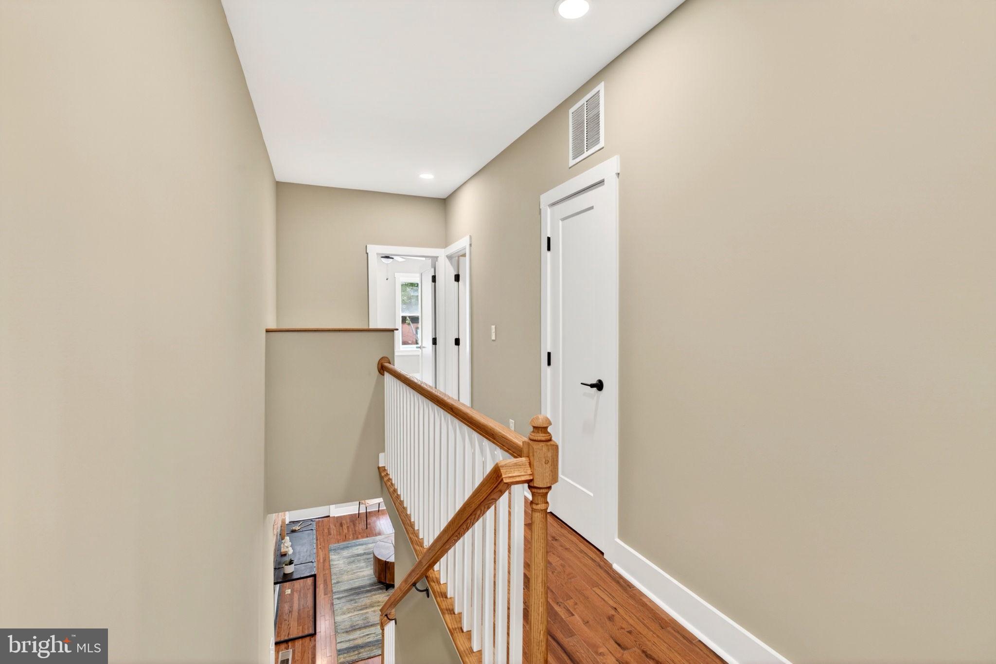 LOCUST POINT - Residential