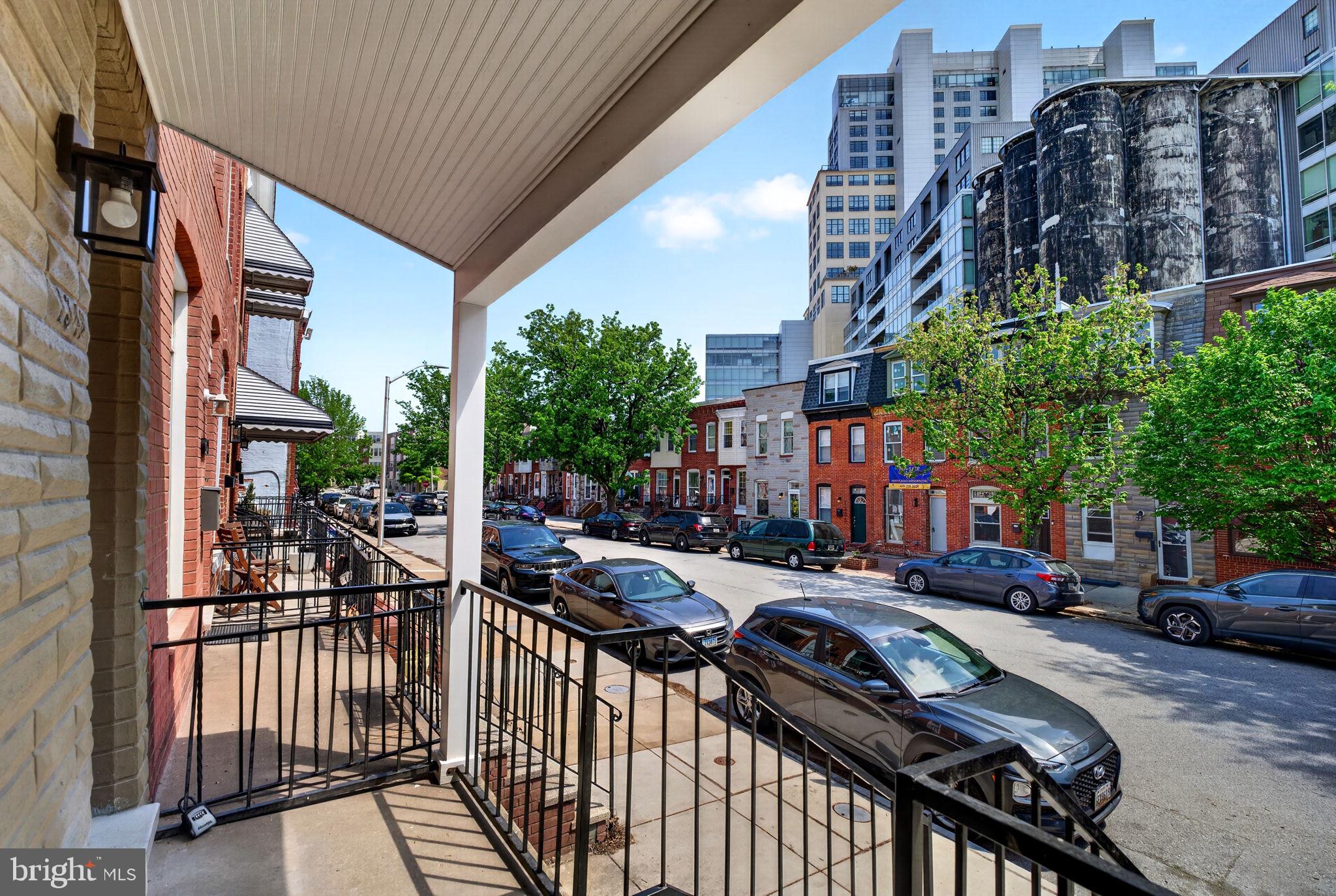 LOCUST POINT - Residential