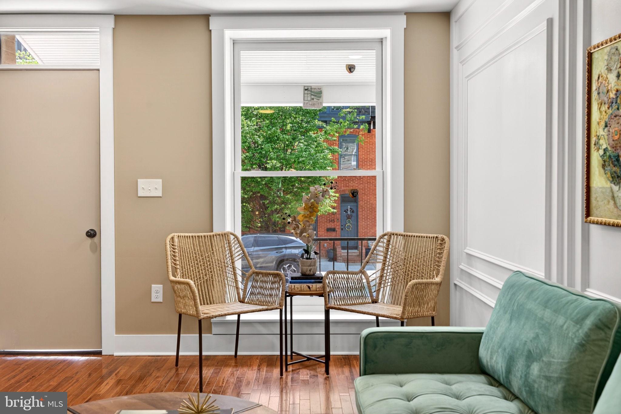 LOCUST POINT - Residential