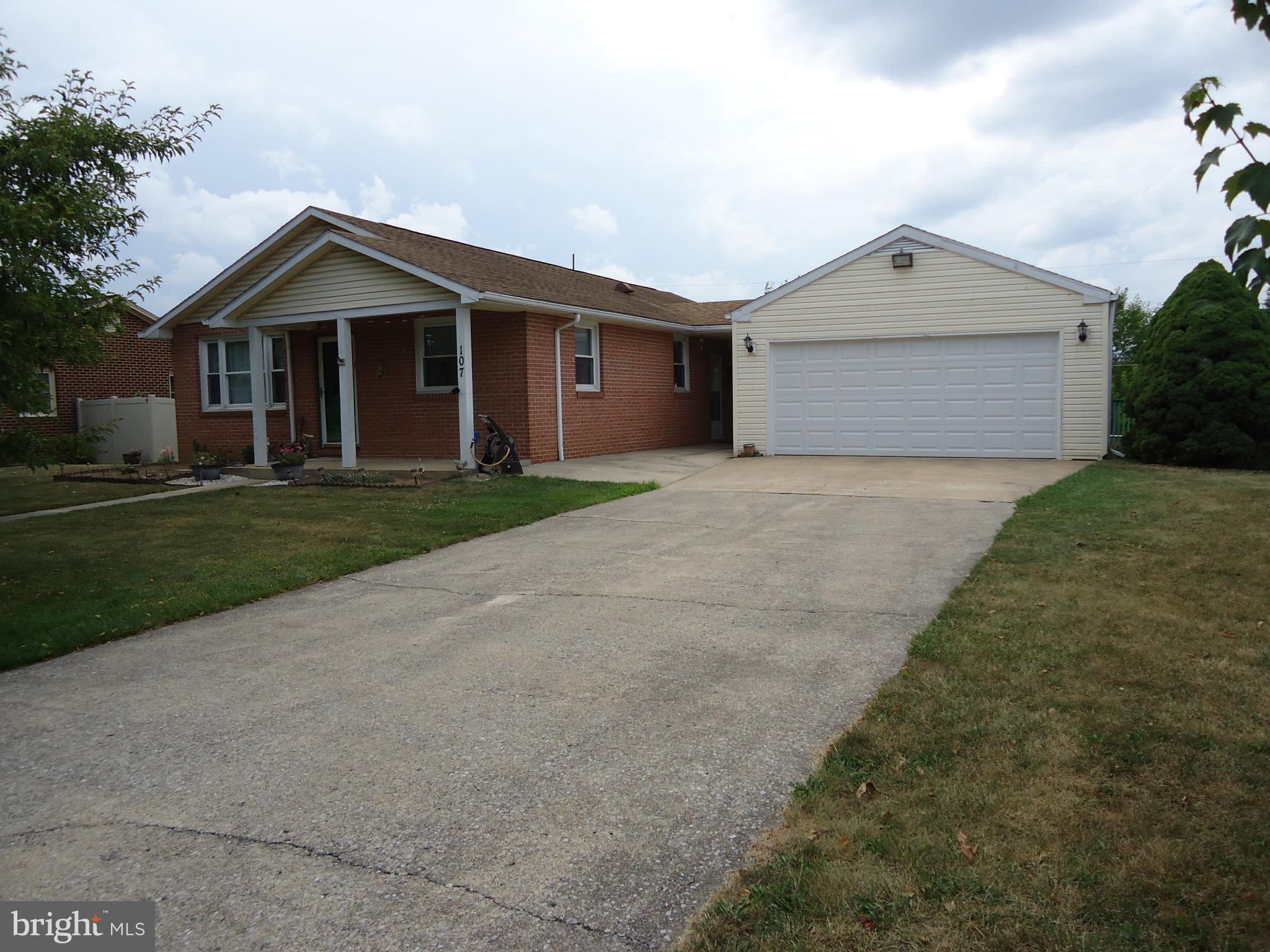 SKY-LIN PARK - Residential