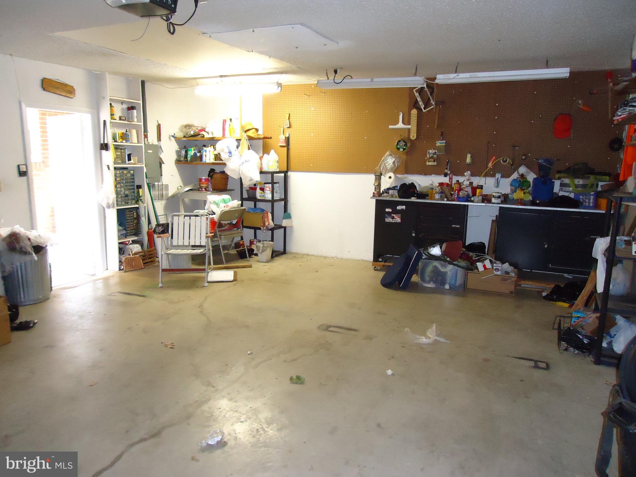 SKY-LIN PARK - Residential