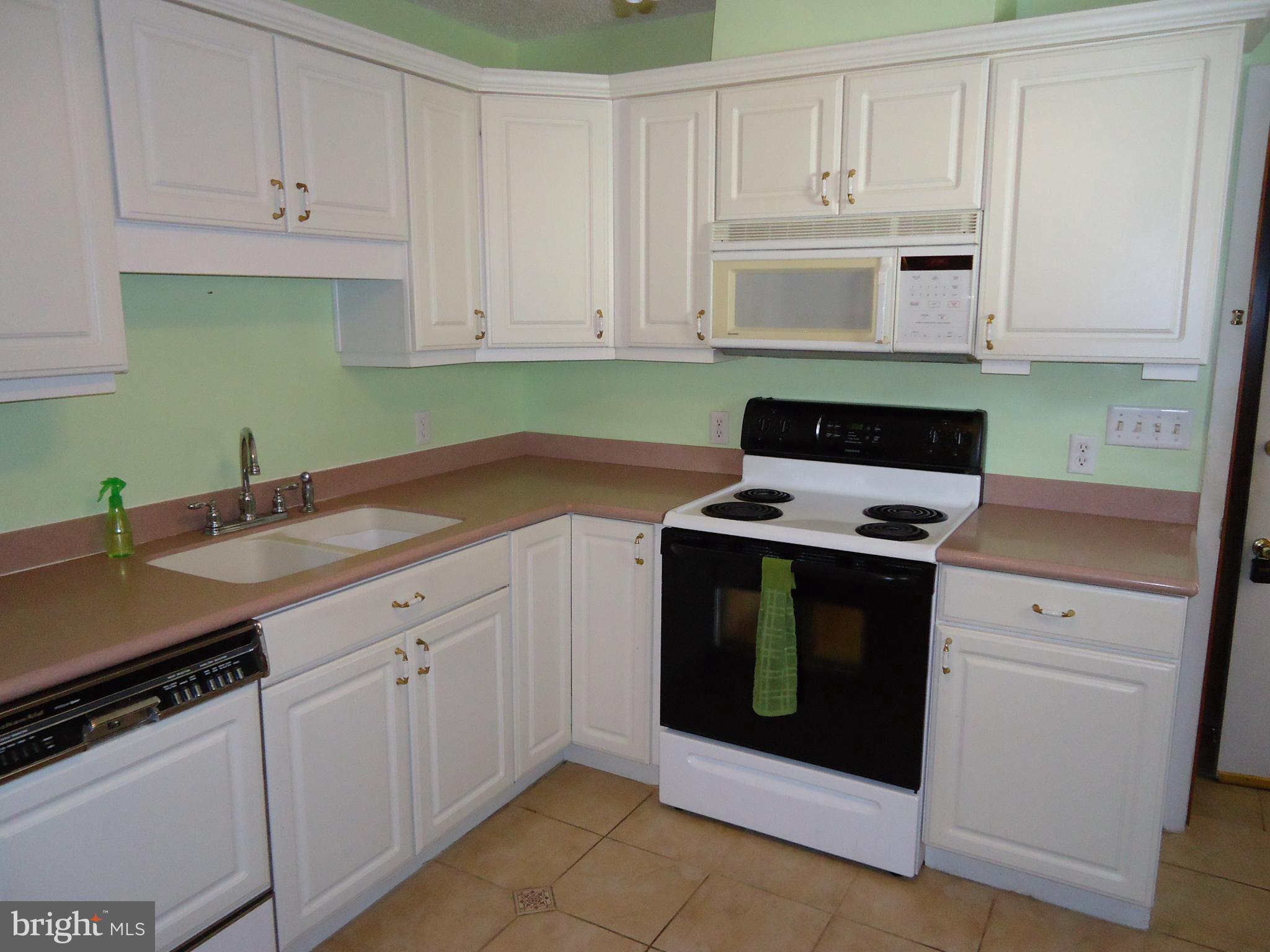 SKY-LIN PARK - Residential