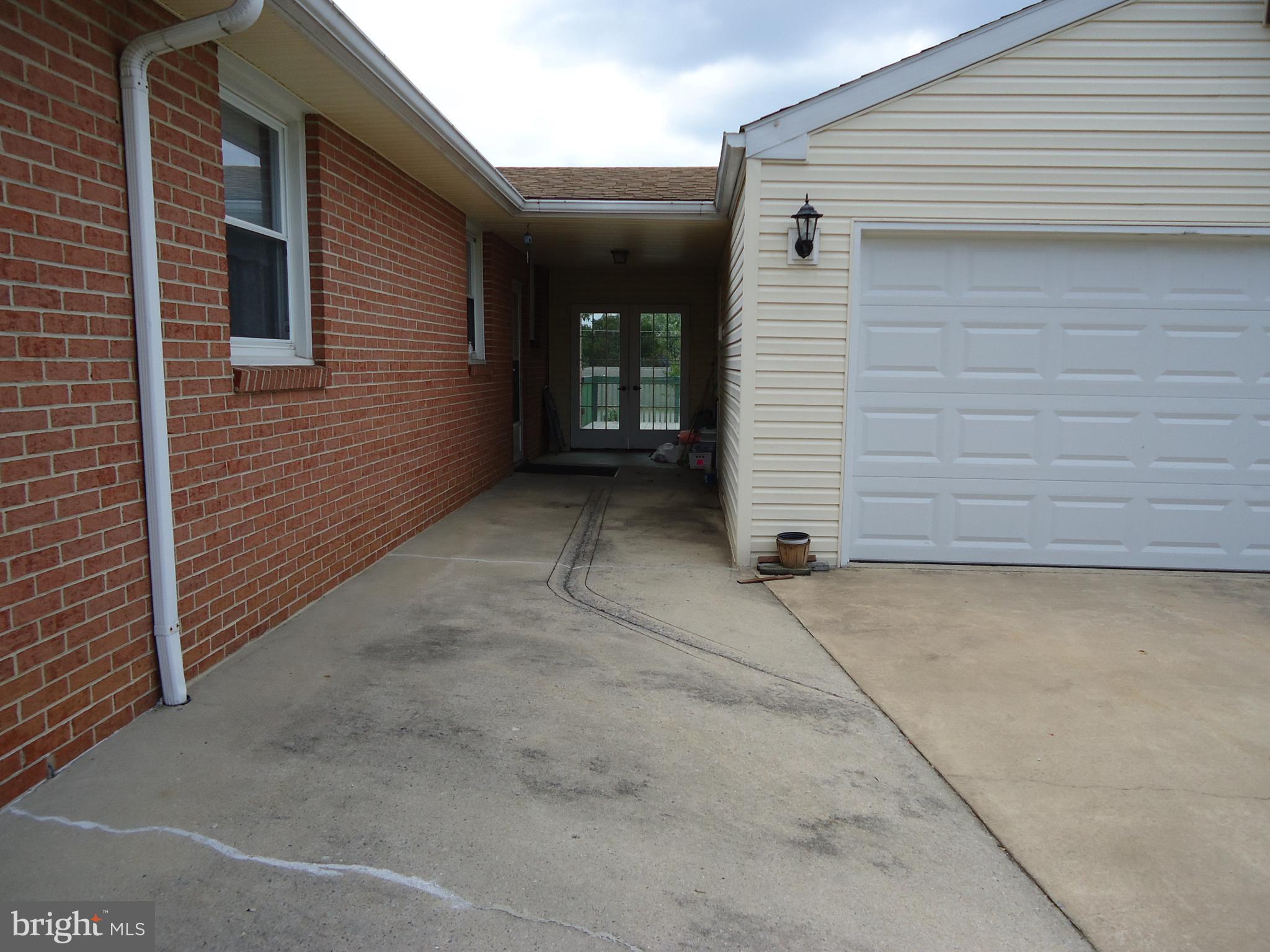 SKY-LIN PARK - Residential