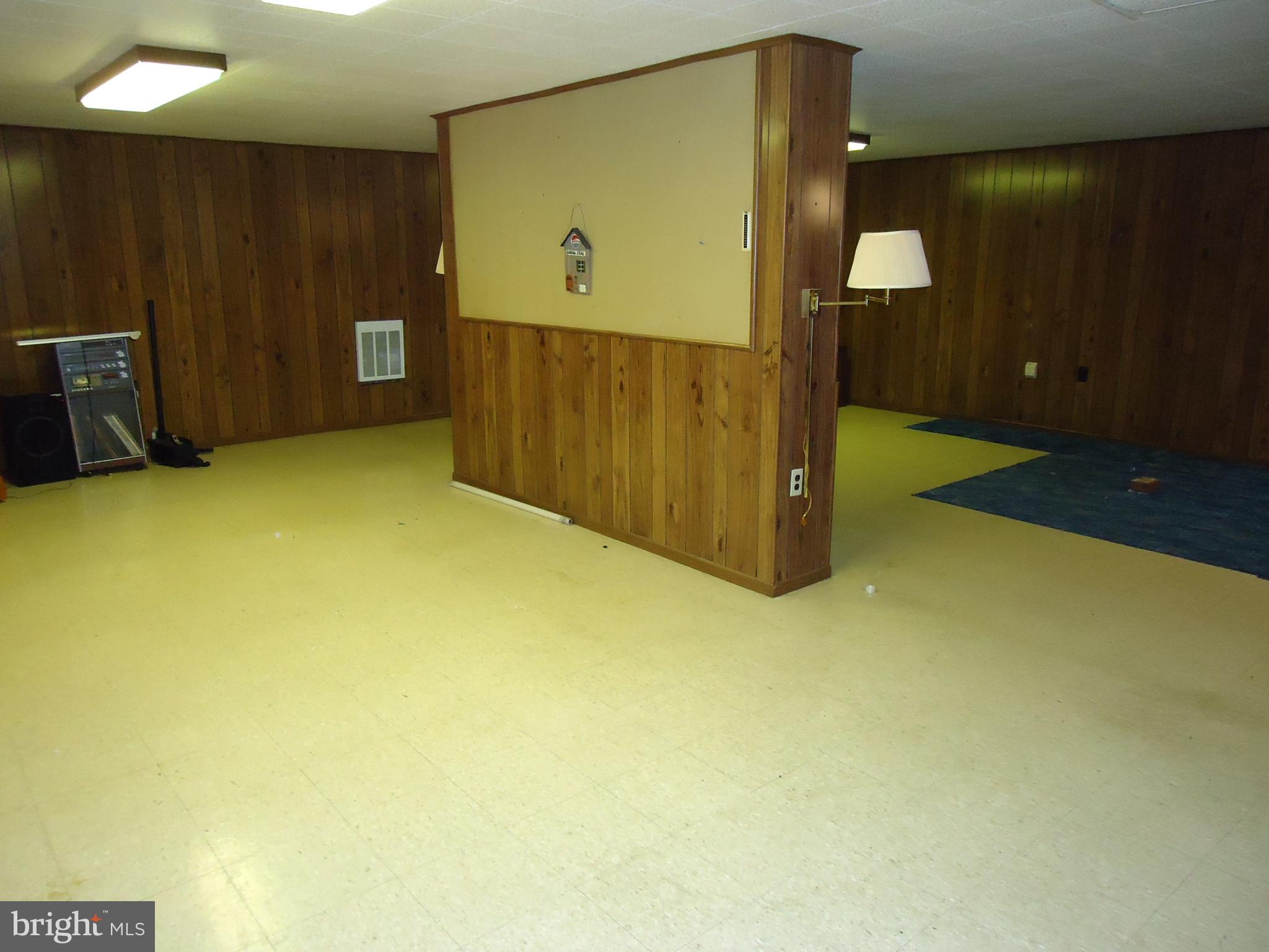 SKY-LIN PARK - Residential