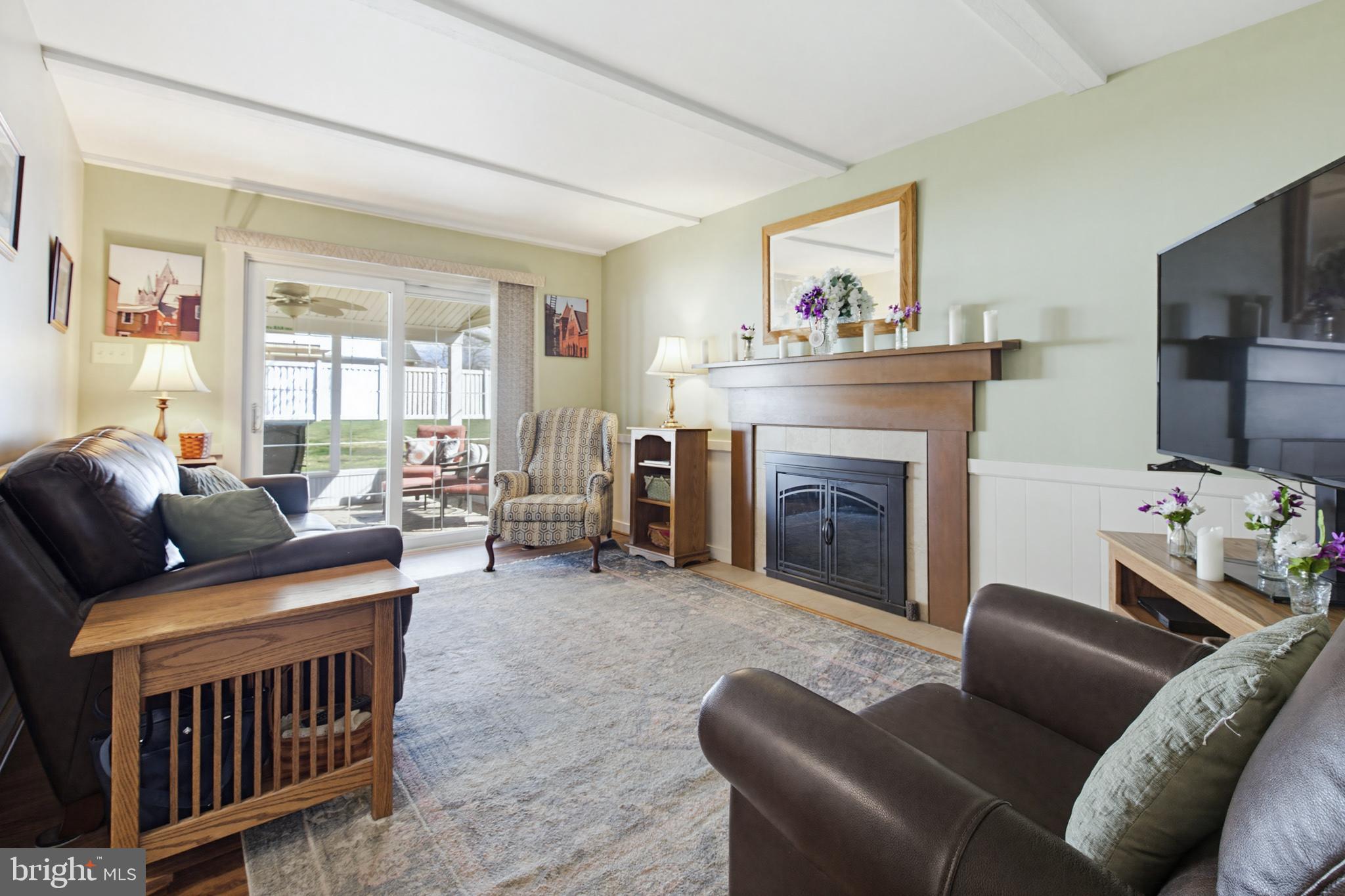 1719 SANTA BARBARA DRIVE