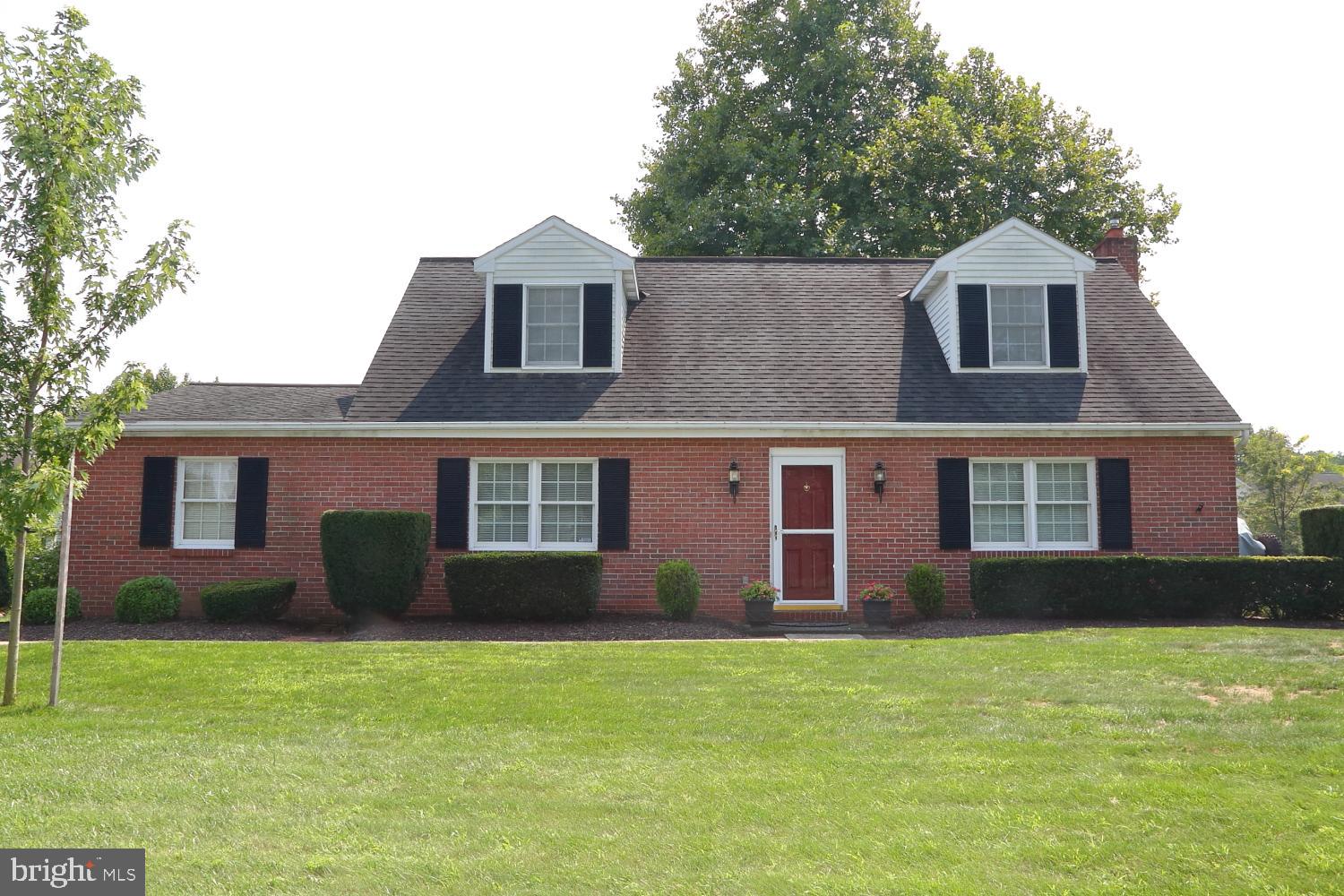 SCHOOL LANE - Residential