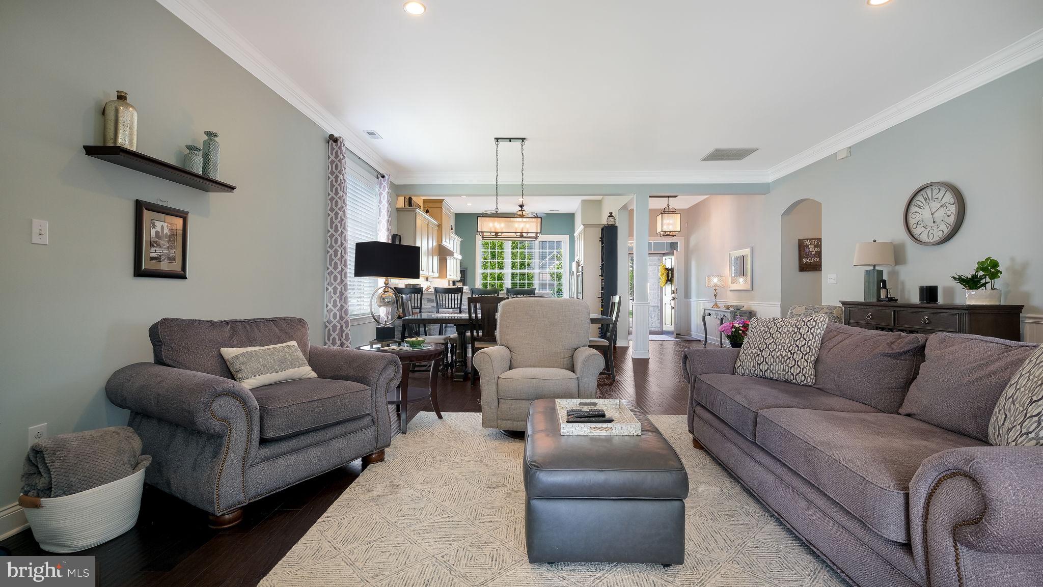MEADOW GLEN - Residential