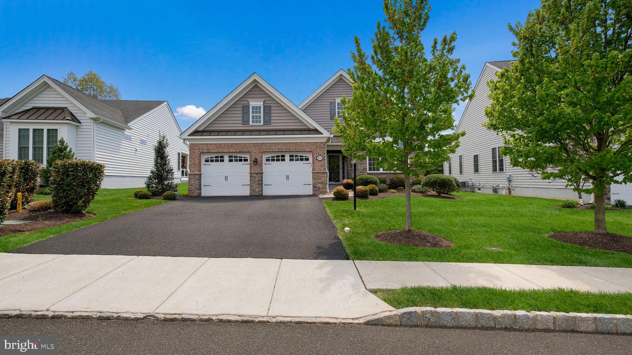 MEADOW GLEN - Residential