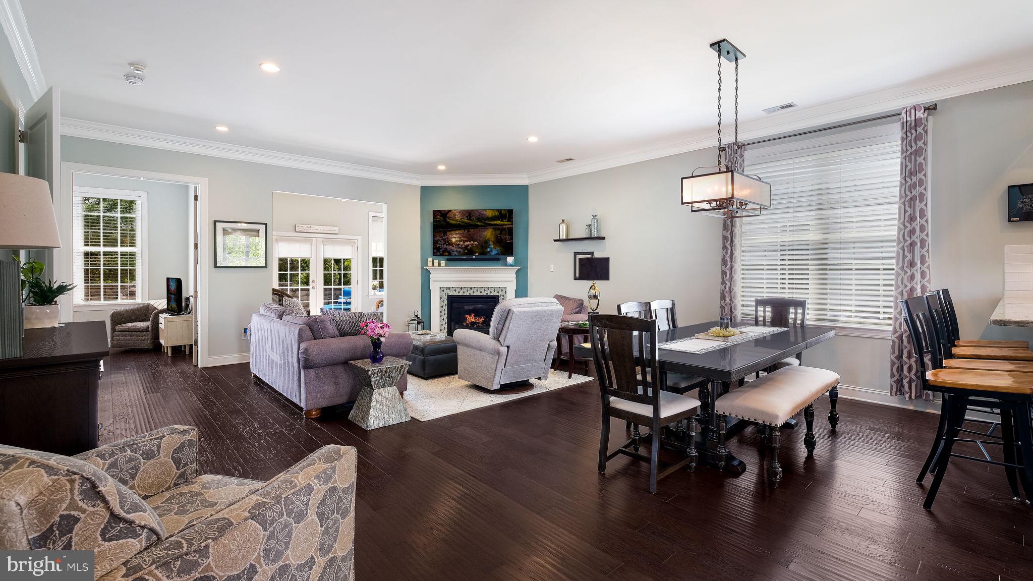 MEADOW GLEN - Residential