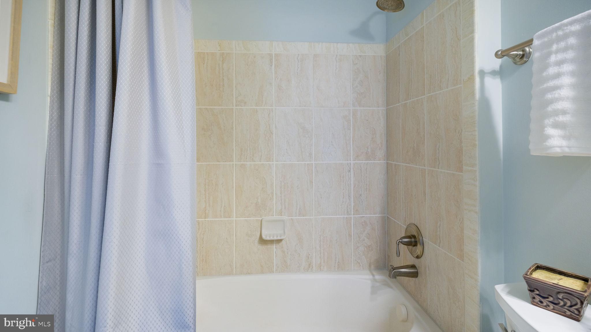 MEADOW GLEN - Residential