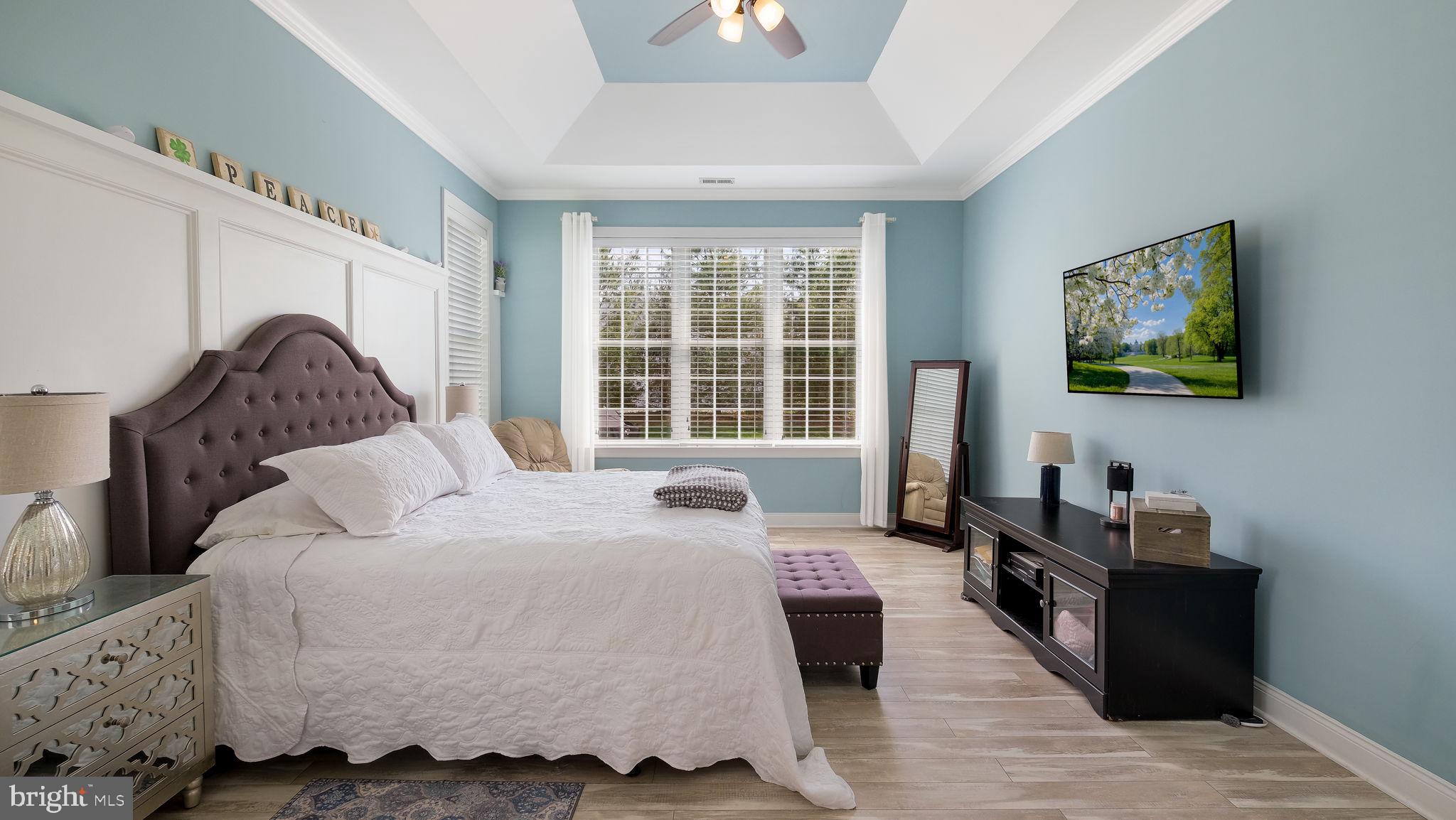 MEADOW GLEN - Residential