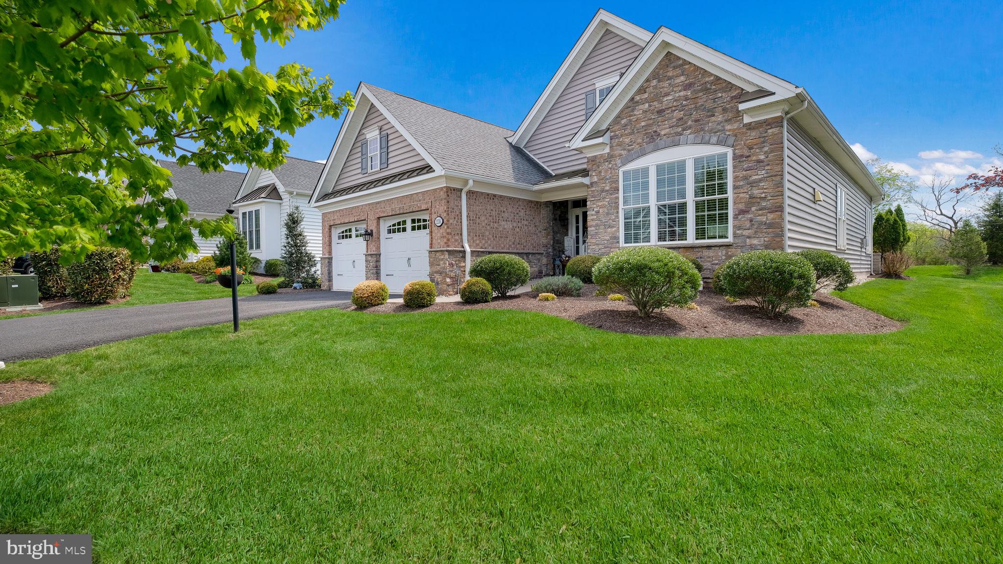 MEADOW GLEN - Residential