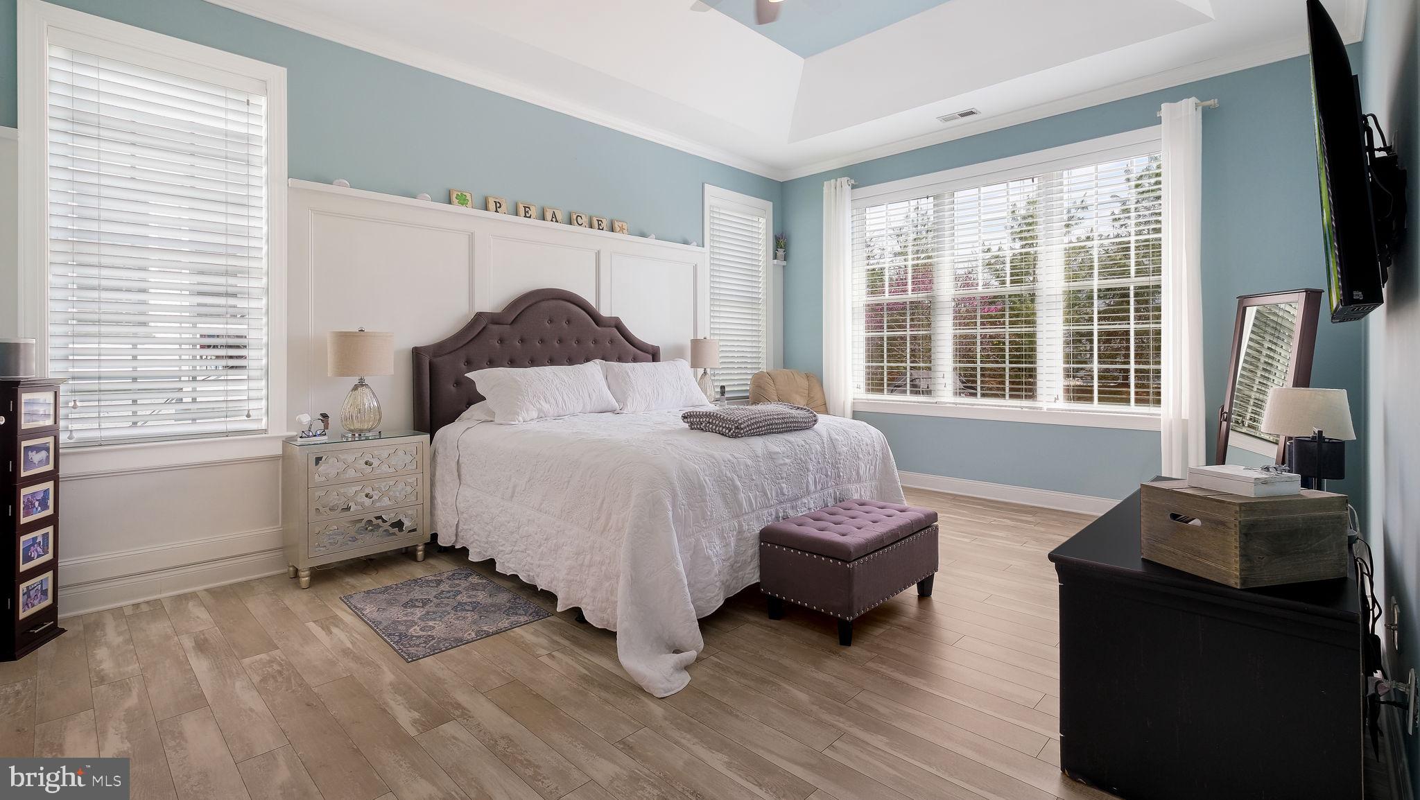 MEADOW GLEN - Residential