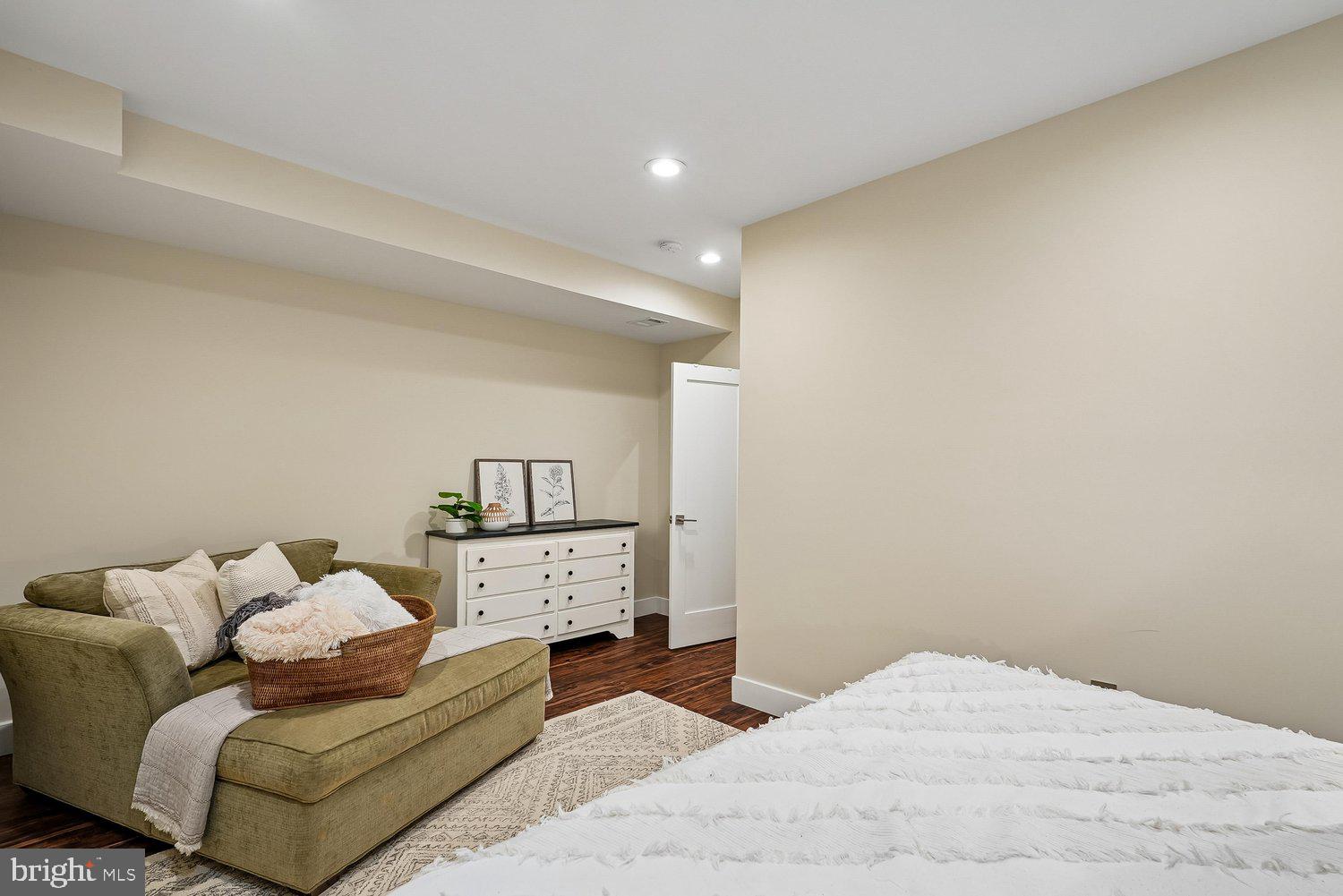 ESTATES OF FOREST RIDGE - Residential