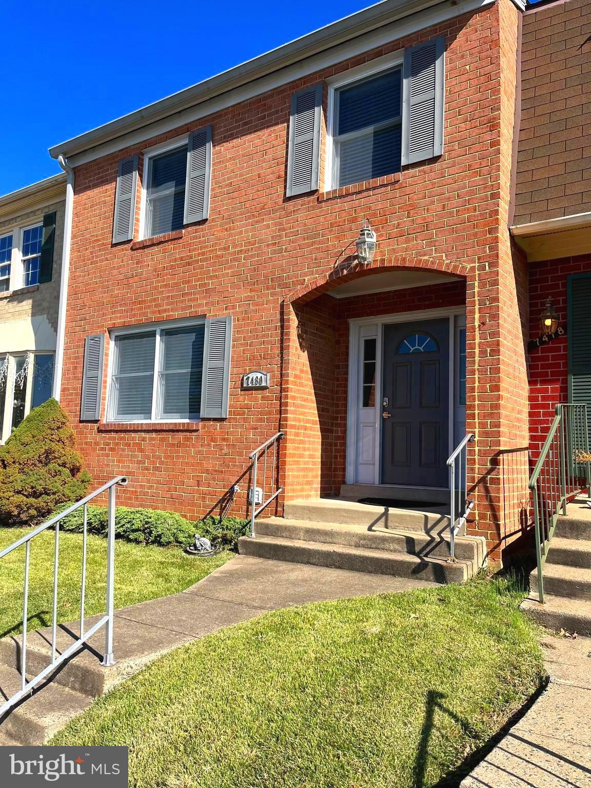 ROYAL COURT - Residential Lease