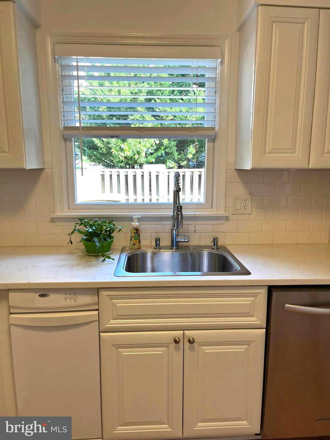 ROYAL COURT - Residential Lease