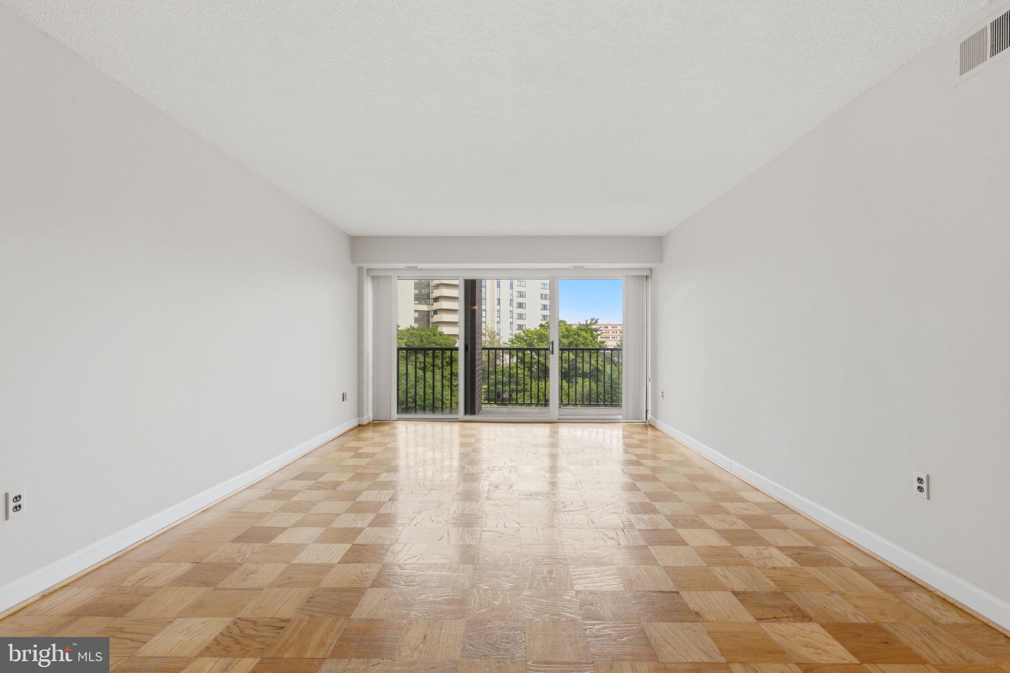 1300 ARMY NAVY DRIVE 815