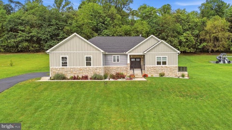 Homes For Sale - 260 Elegant Drive<br/> MARTINSBURG, WV 25403