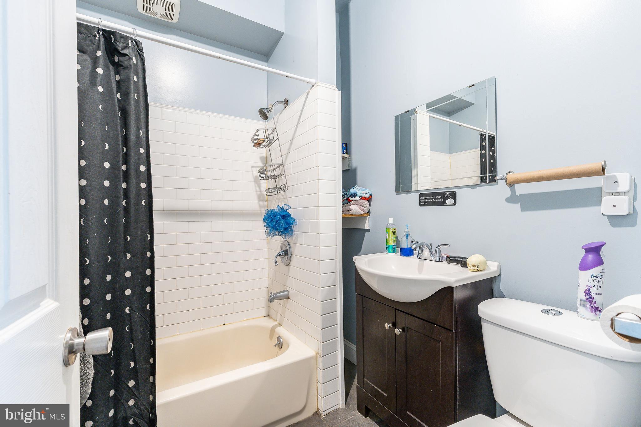 WEST PHILADELPHIA - Residential Income