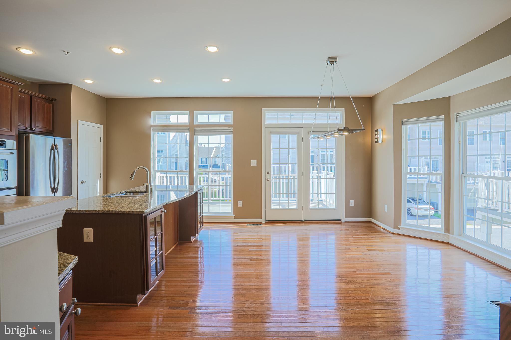 VILLAGES OF DORCHESTER - Residential Lease