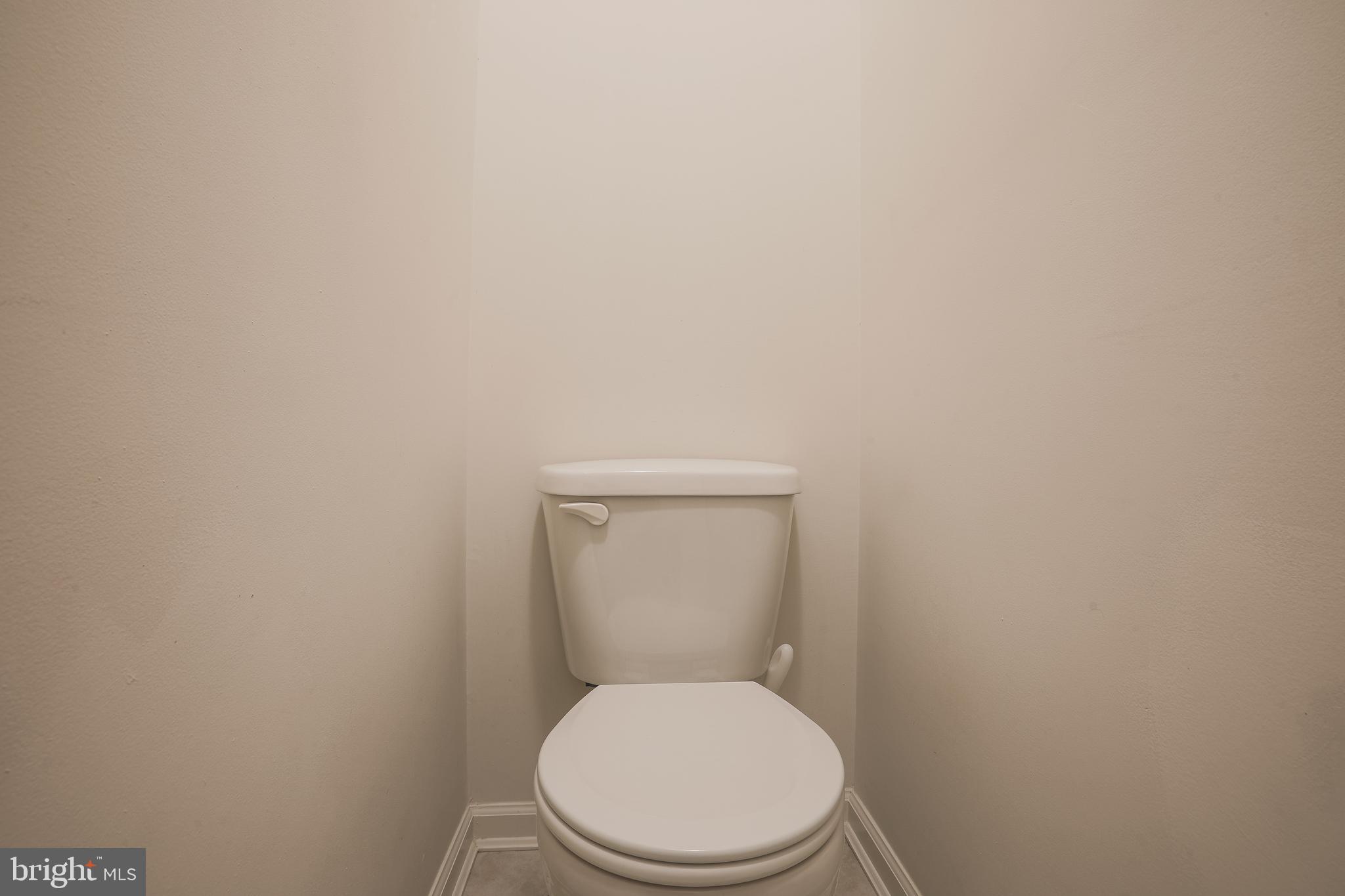 VILLAGES OF DORCHESTER - Residential Lease