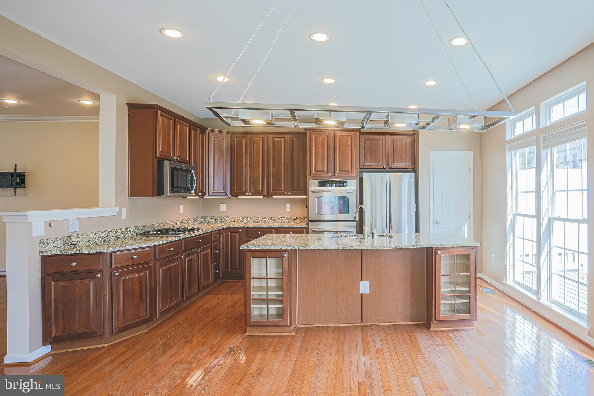 VILLAGES OF DORCHESTER - Residential Lease