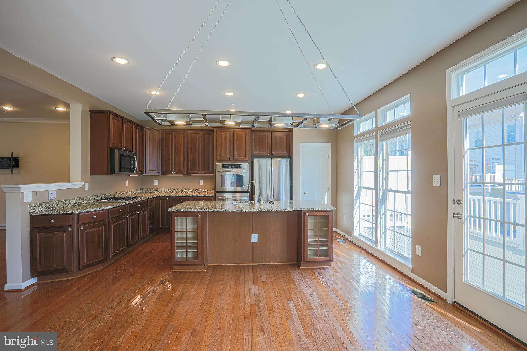 VILLAGES OF DORCHESTER - Residential Lease