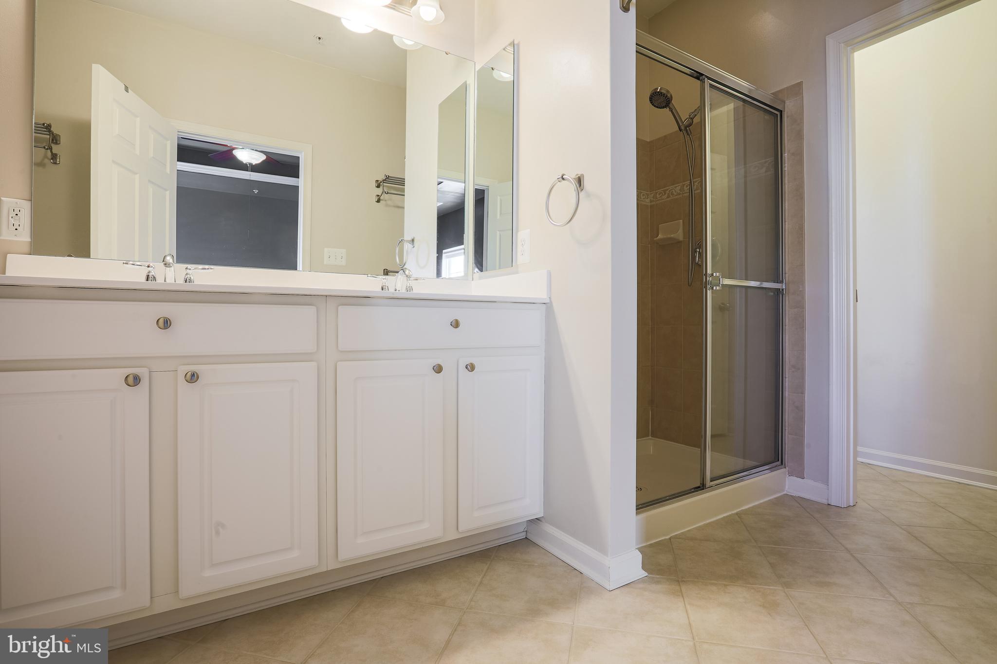 VILLAGES OF DORCHESTER - Residential Lease