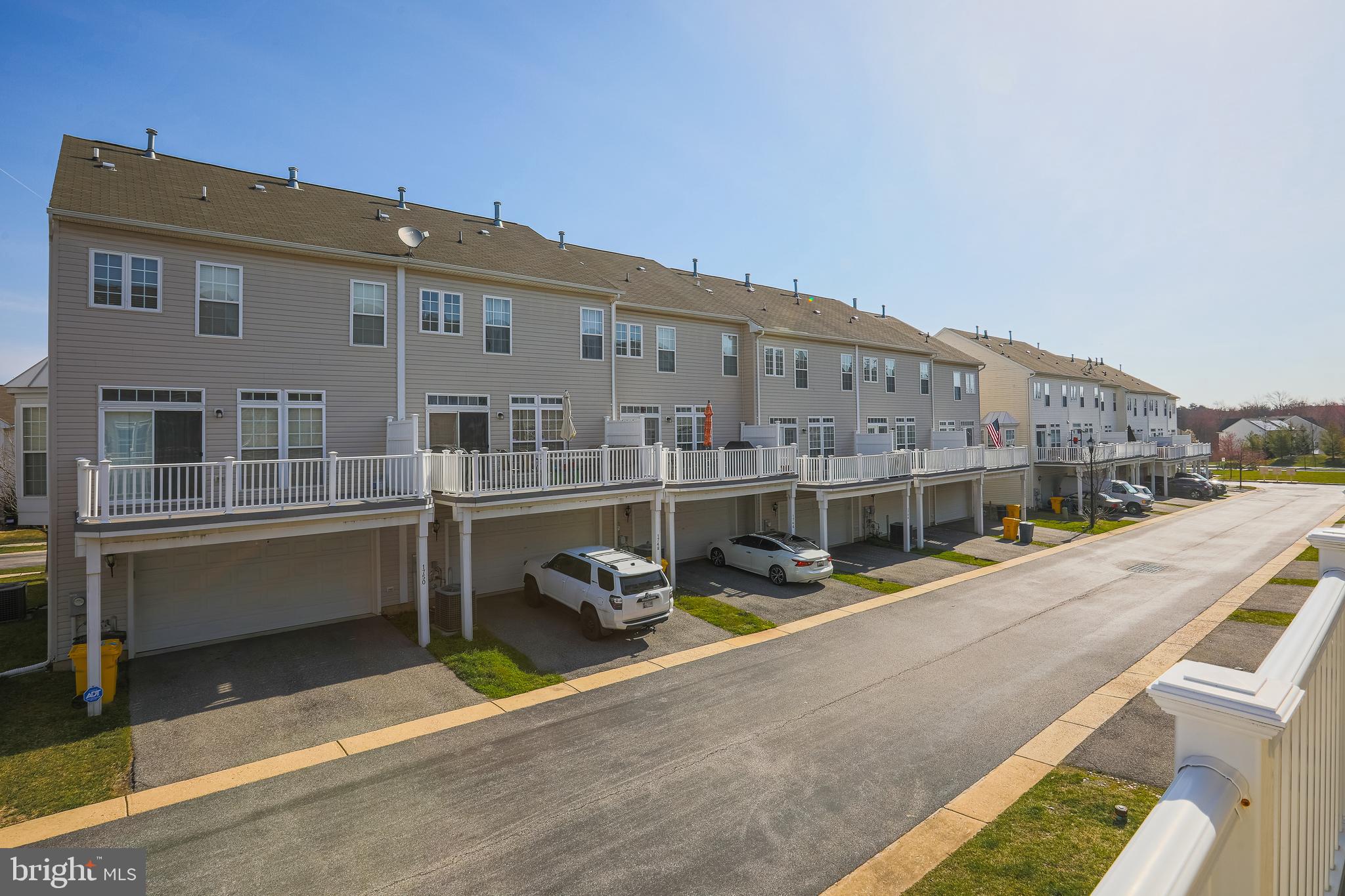 VILLAGES OF DORCHESTER - Residential Lease