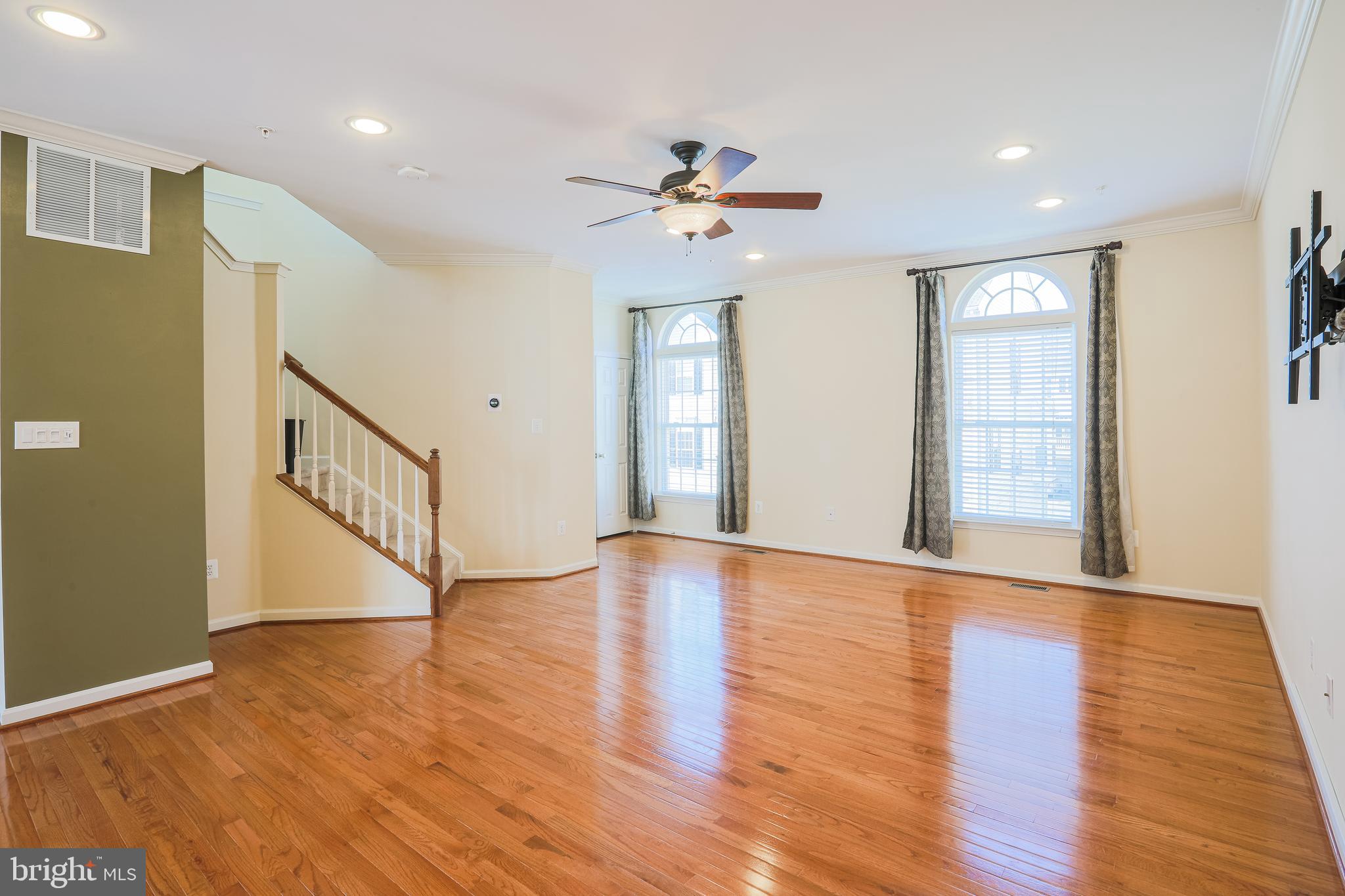 VILLAGES OF DORCHESTER - Residential Lease