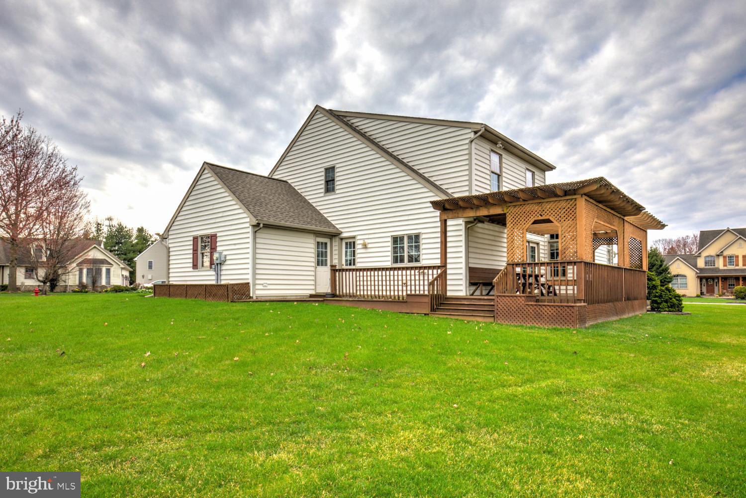 LEACOCK TWP - Residential