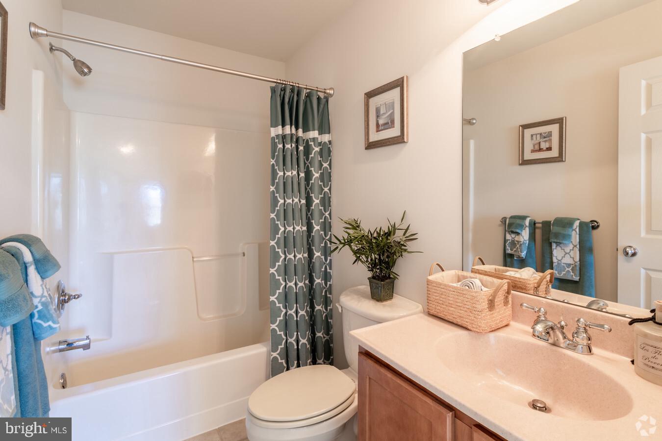 ORCHARD HILL - Residential Lease