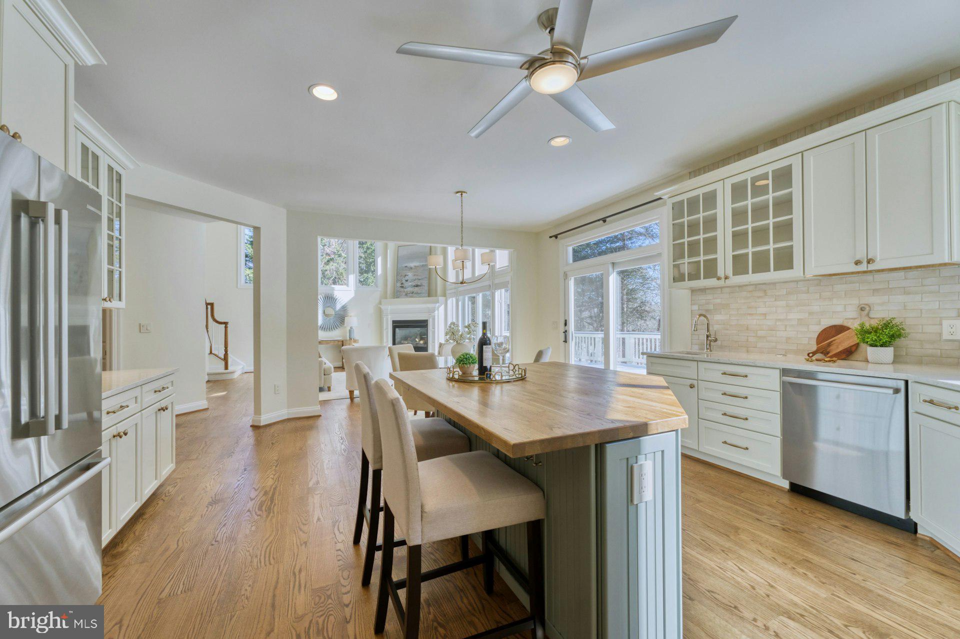 RIVER CREEK - Residential