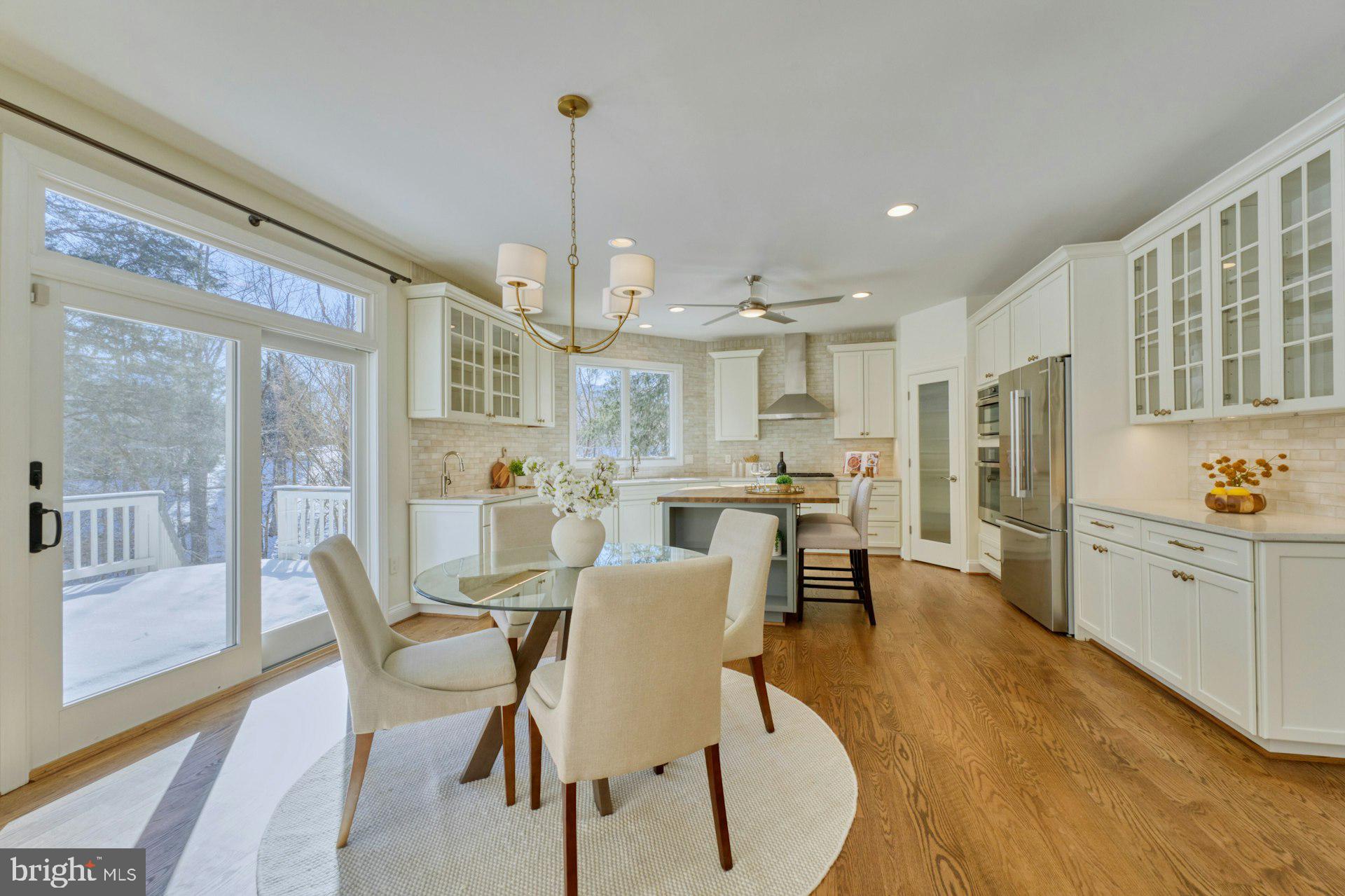 RIVER CREEK - Residential