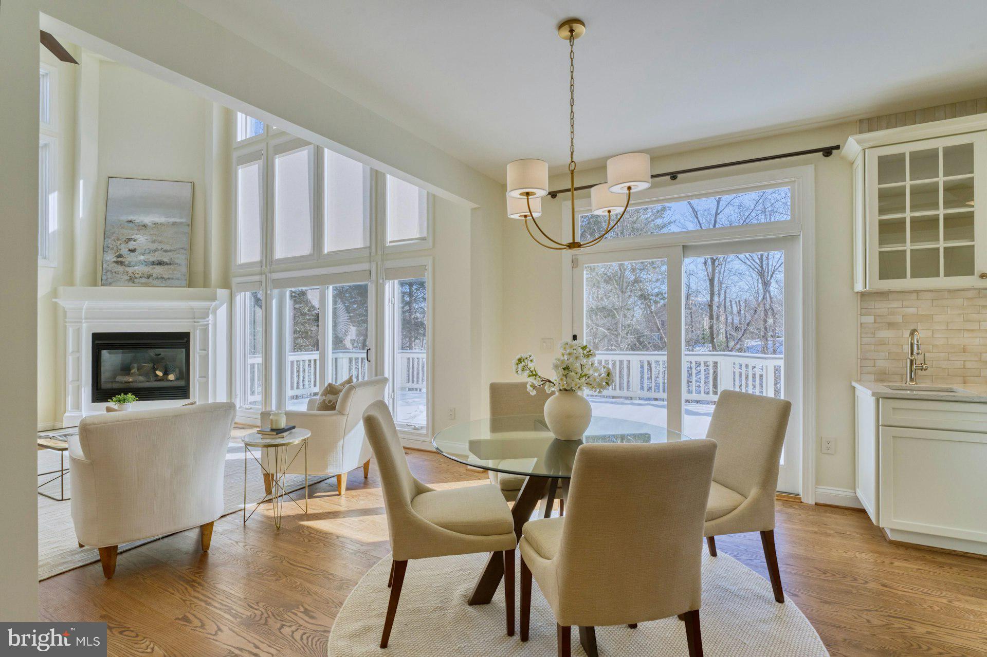 RIVER CREEK - Residential