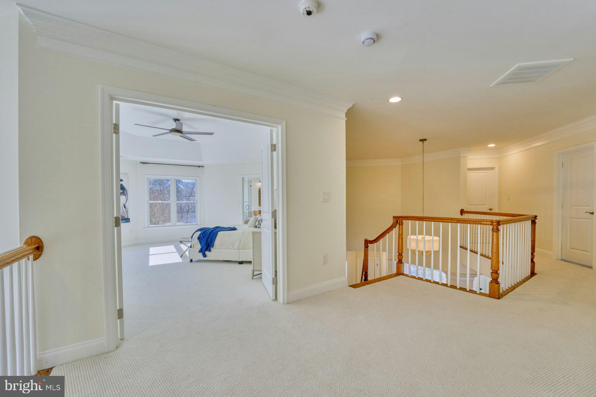 RIVER CREEK - Residential