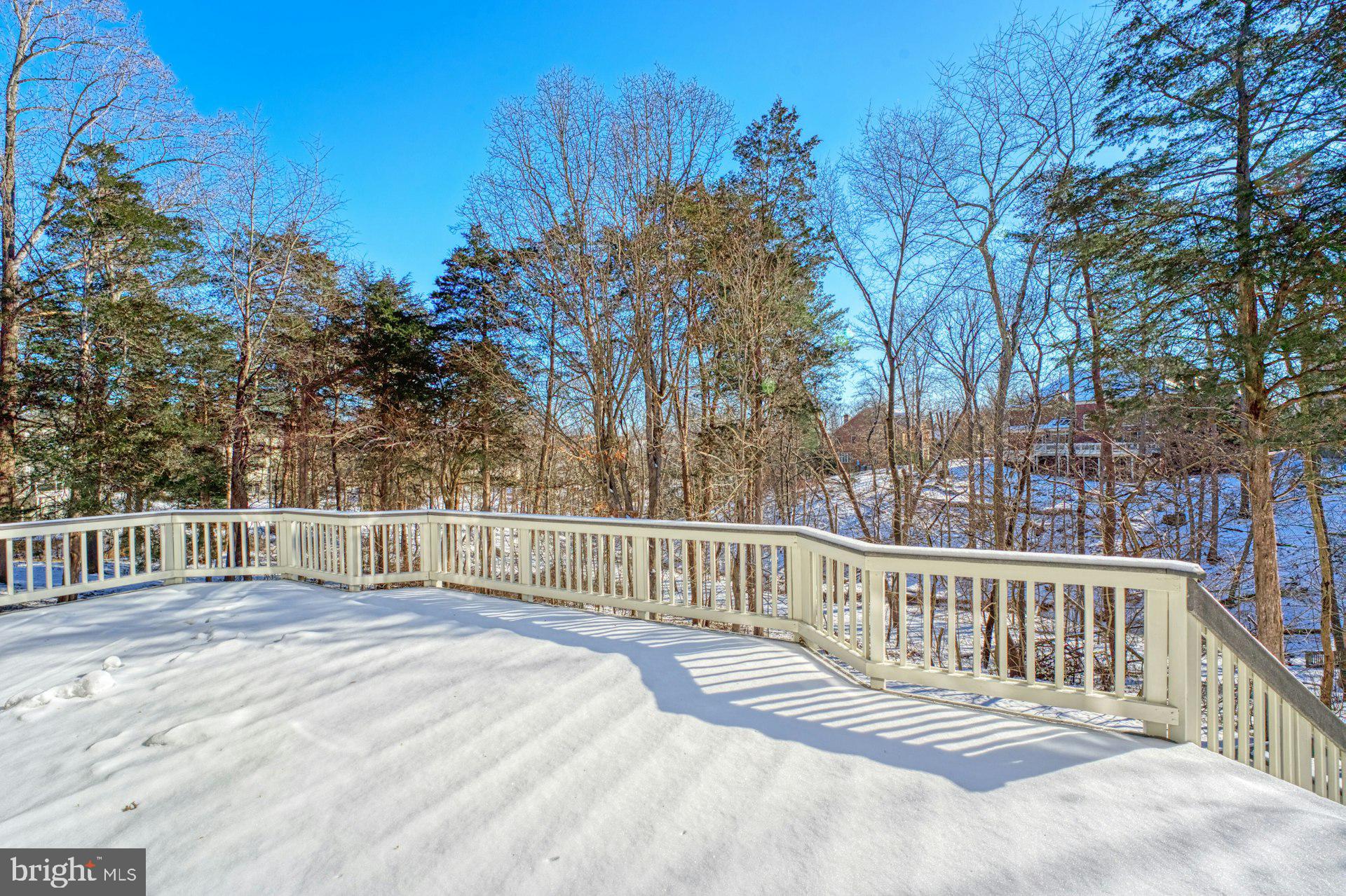 RIVER CREEK - Residential