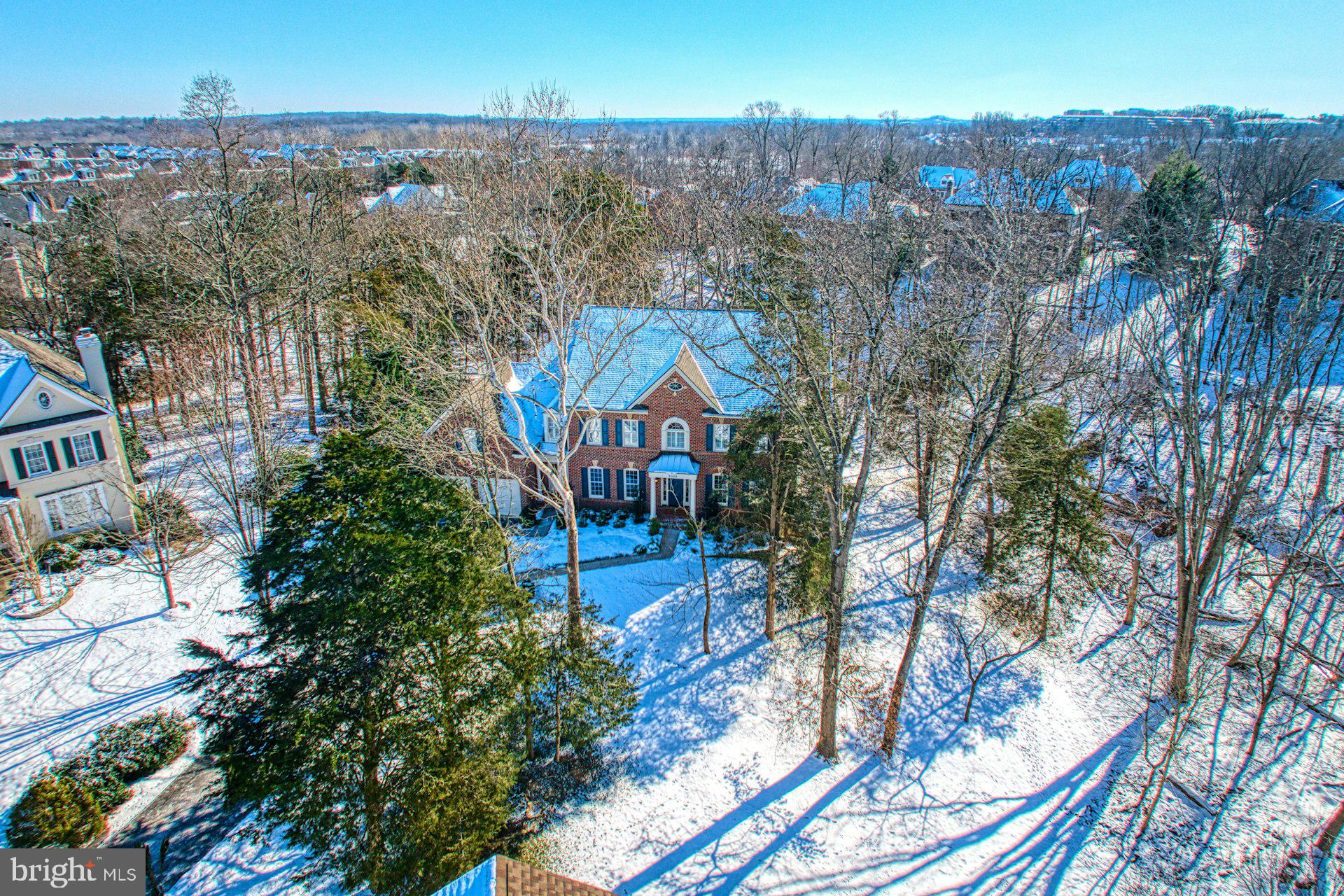 RIVER CREEK - Residential