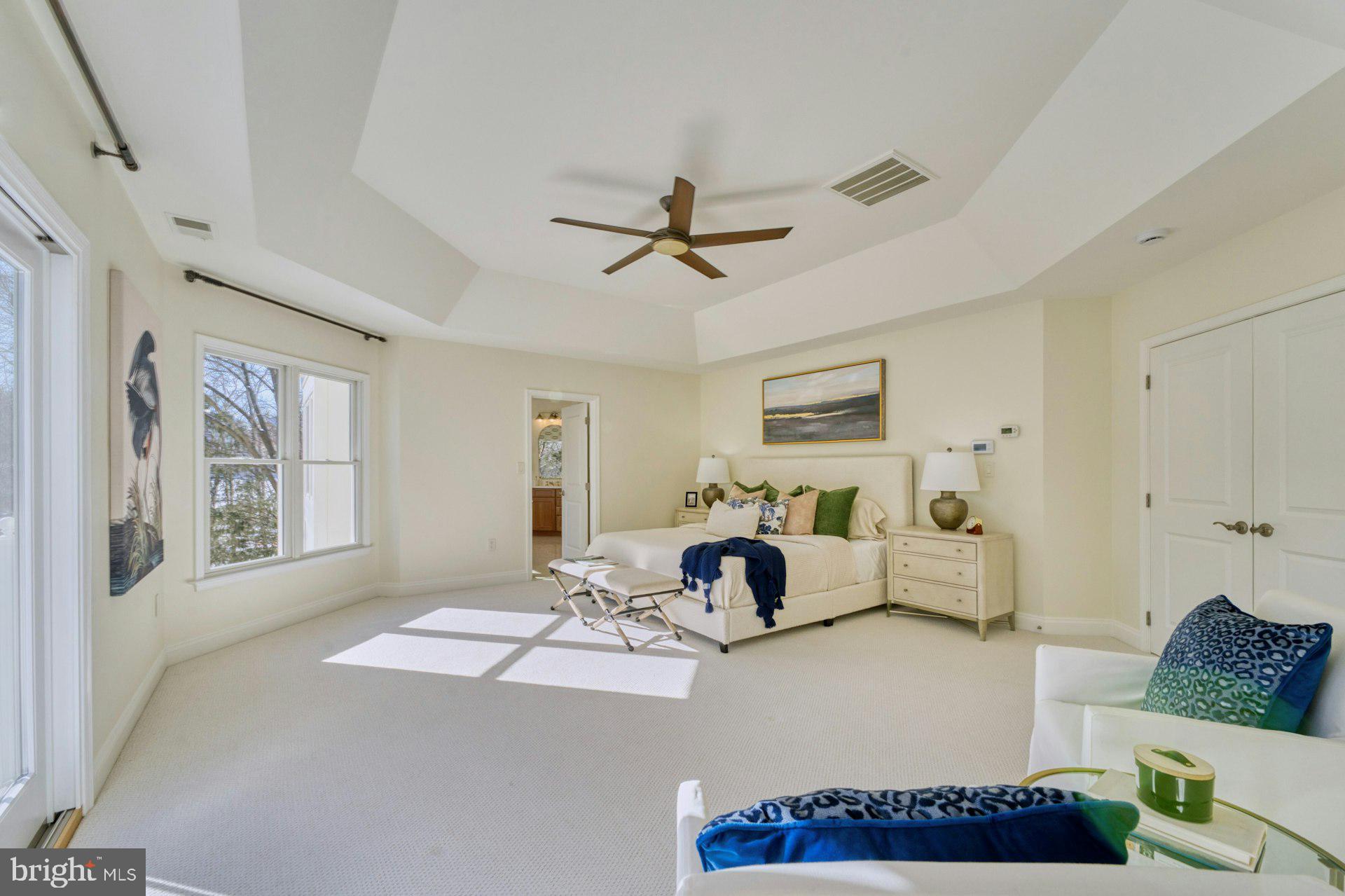 RIVER CREEK - Residential