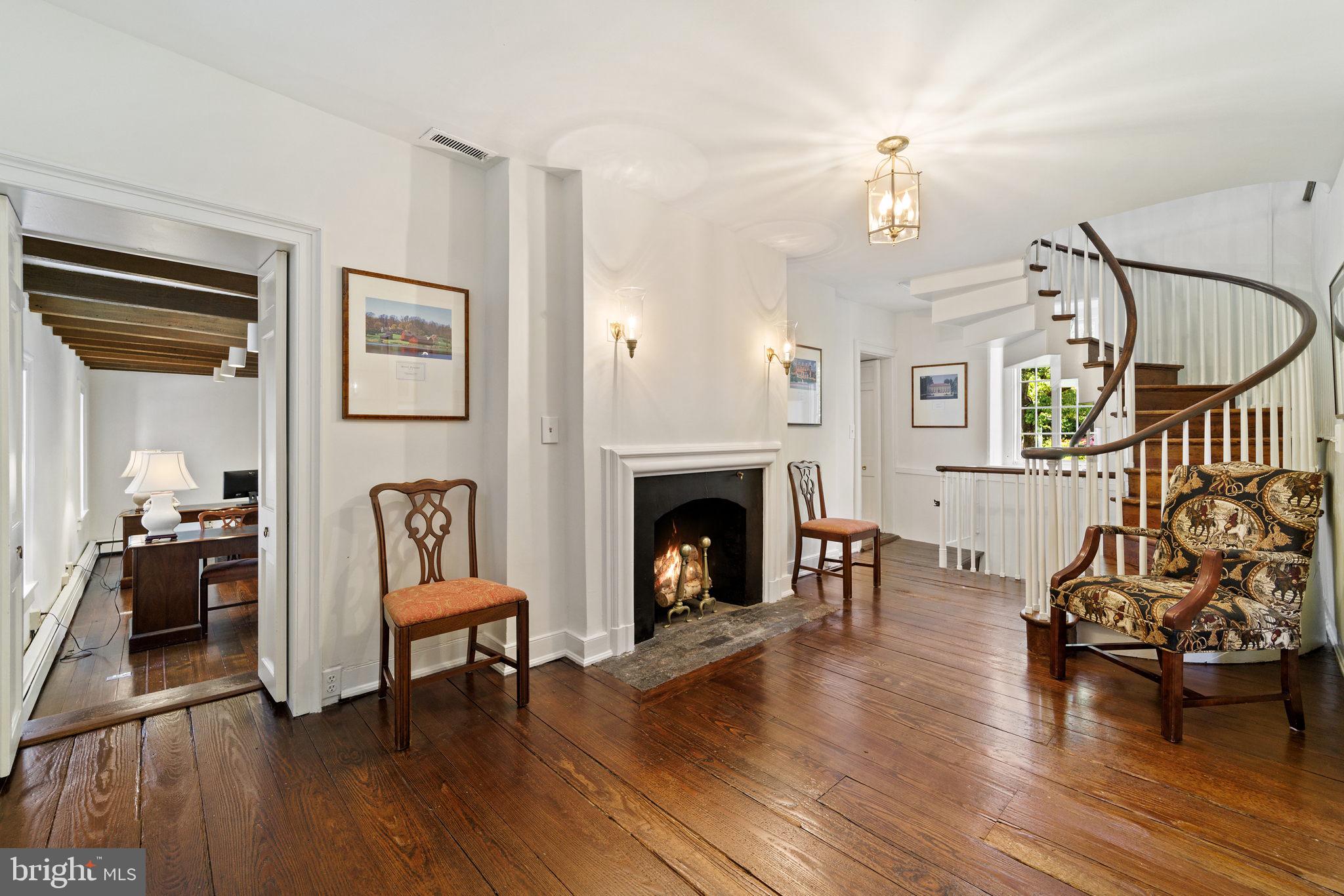 MIDDLEBURG - Residential