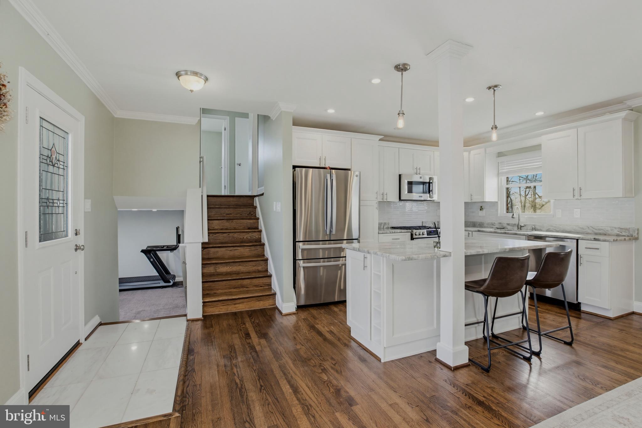 13712 MARIANNA DRIVE