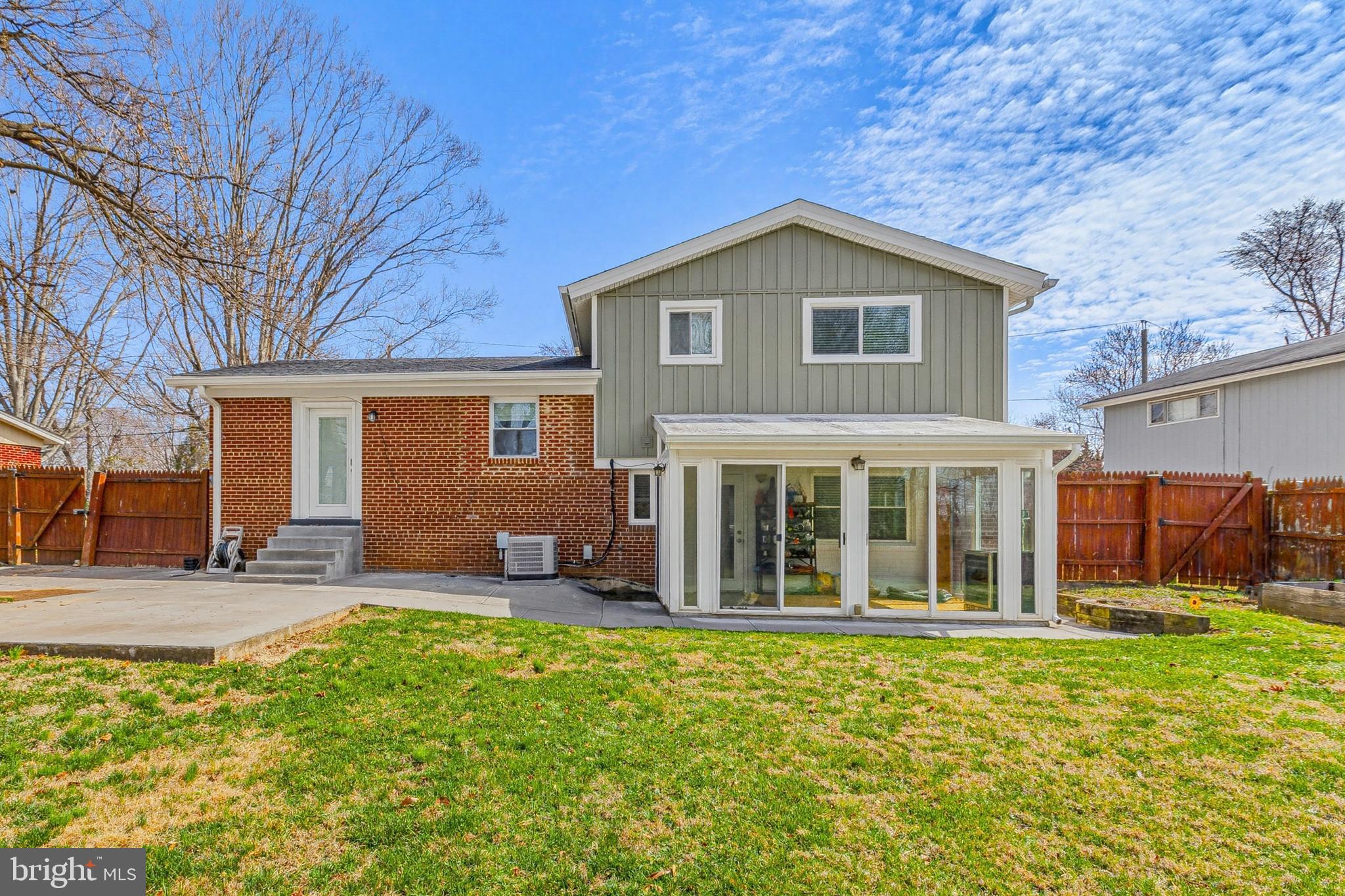 ASPEN KNOLLS - Residential