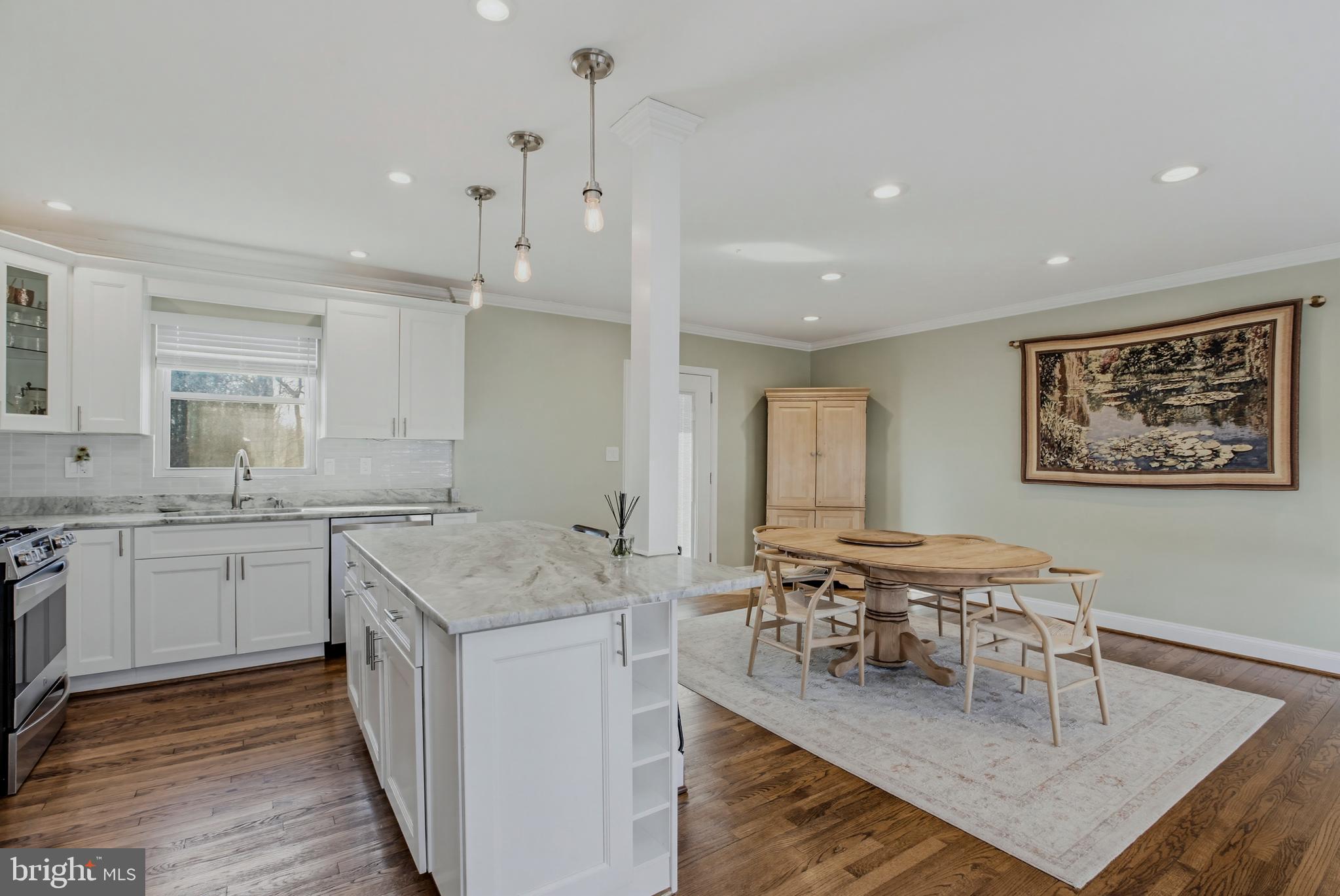 ASPEN KNOLLS - Residential