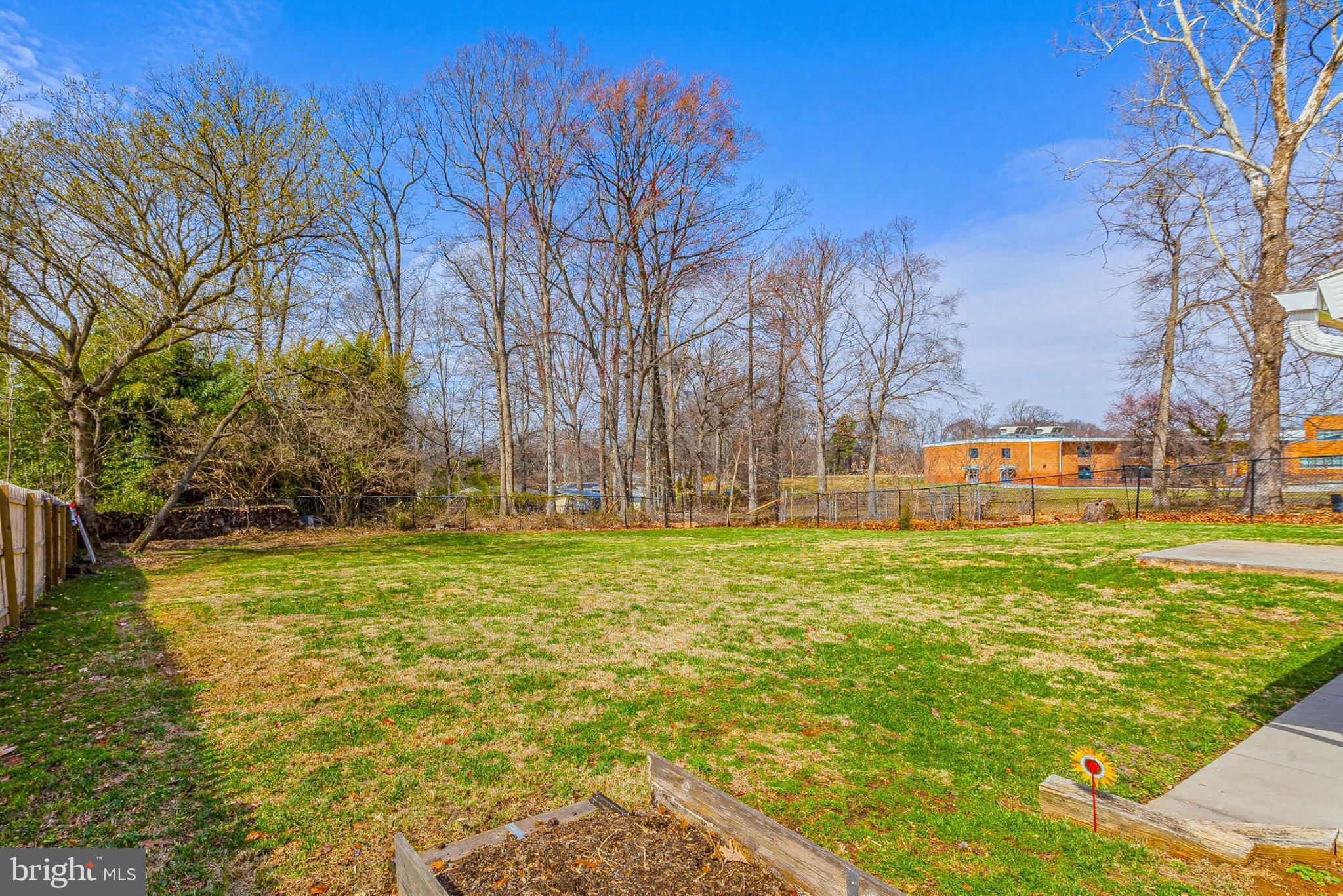 ASPEN KNOLLS - Residential